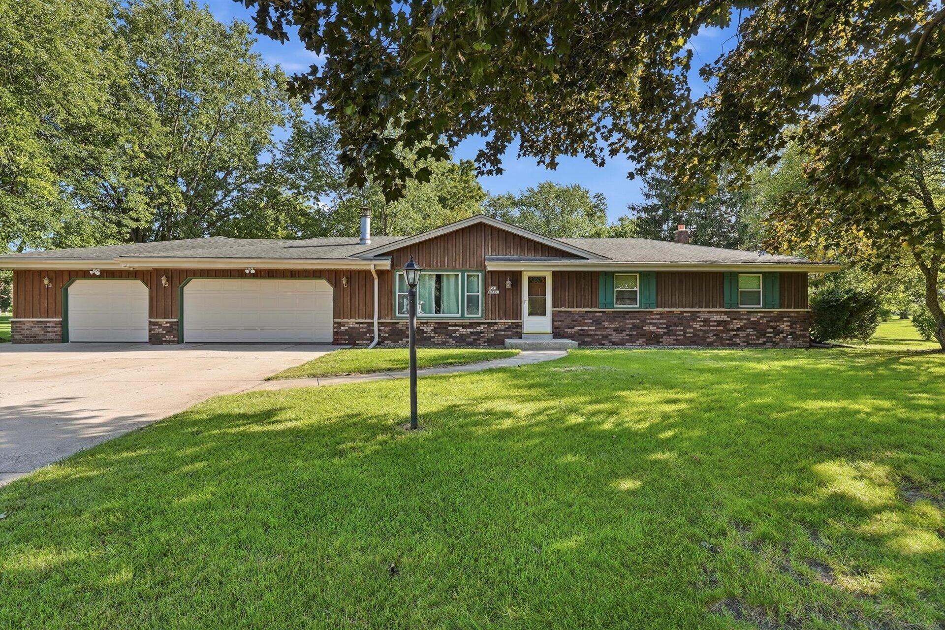 N95W25161 Whitewater Dr — photo