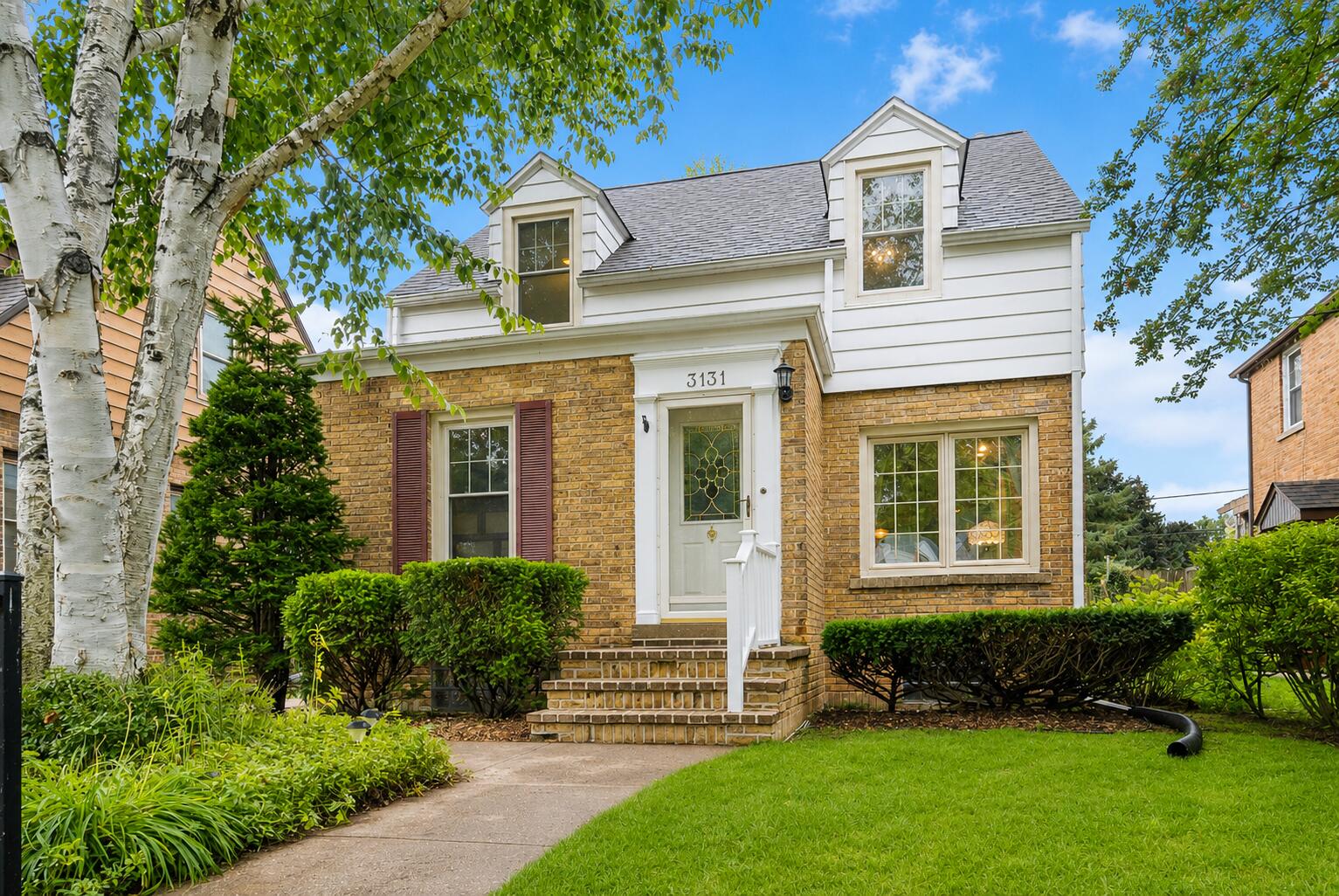 3131 E Crawford Ave — photo