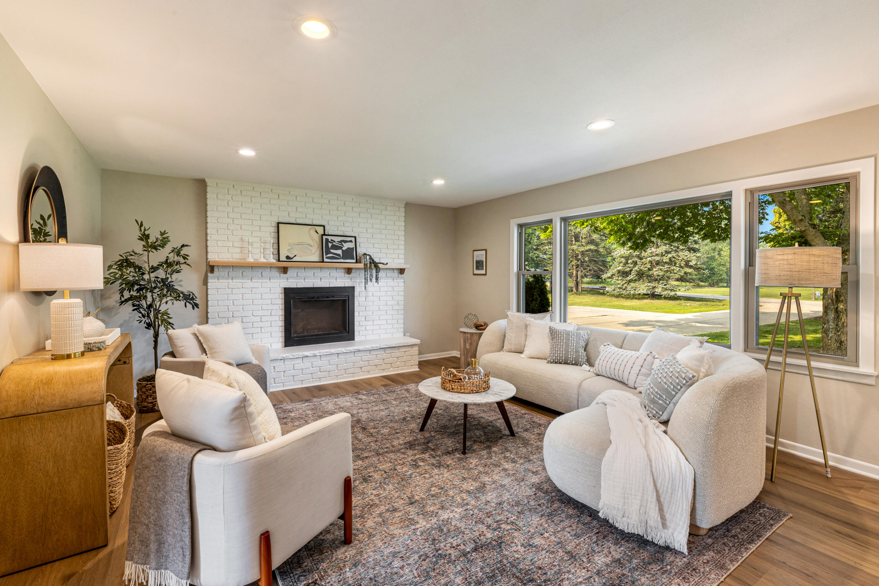 11630 N Riverland Rd — photo