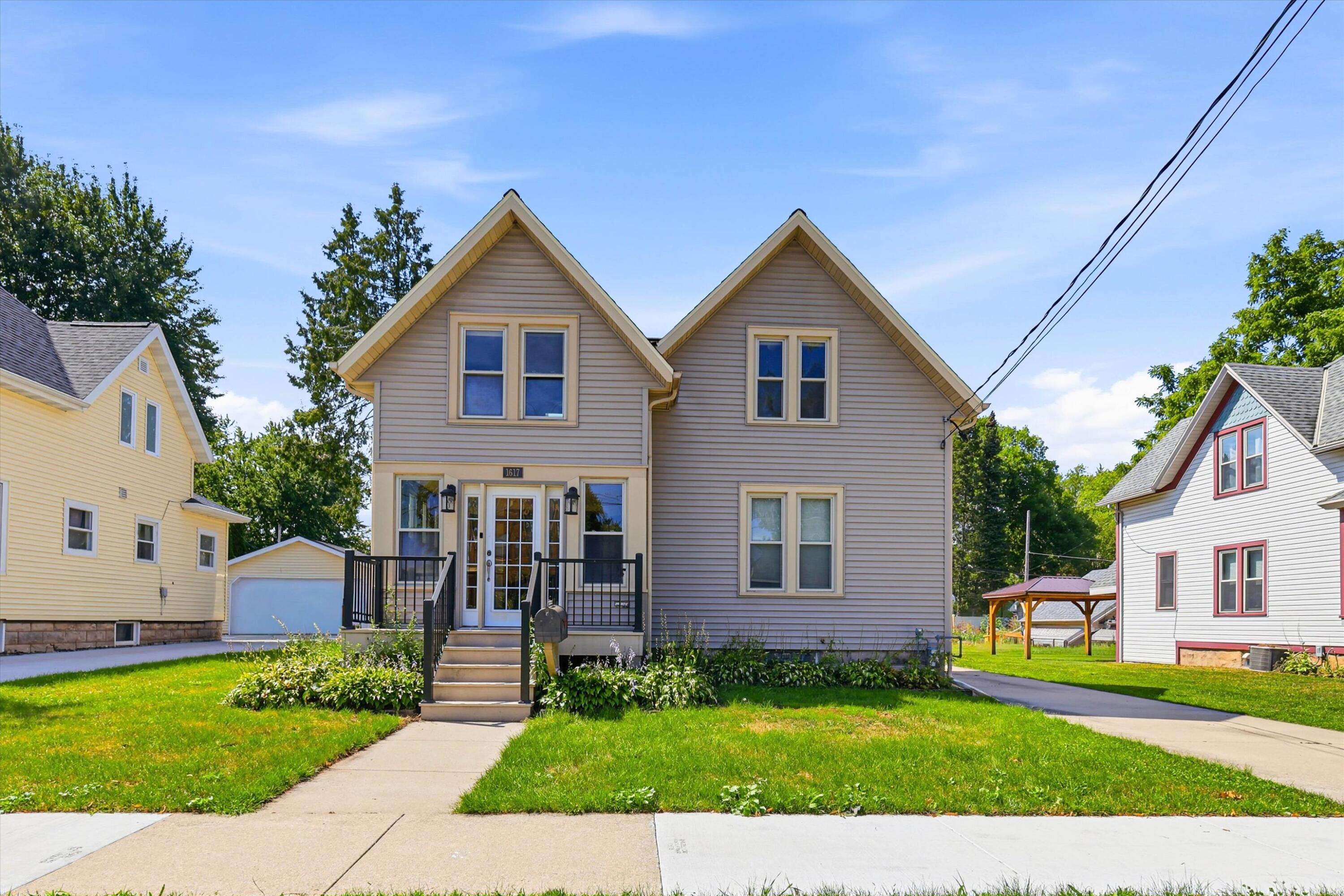 1617 N Morrison St — photo