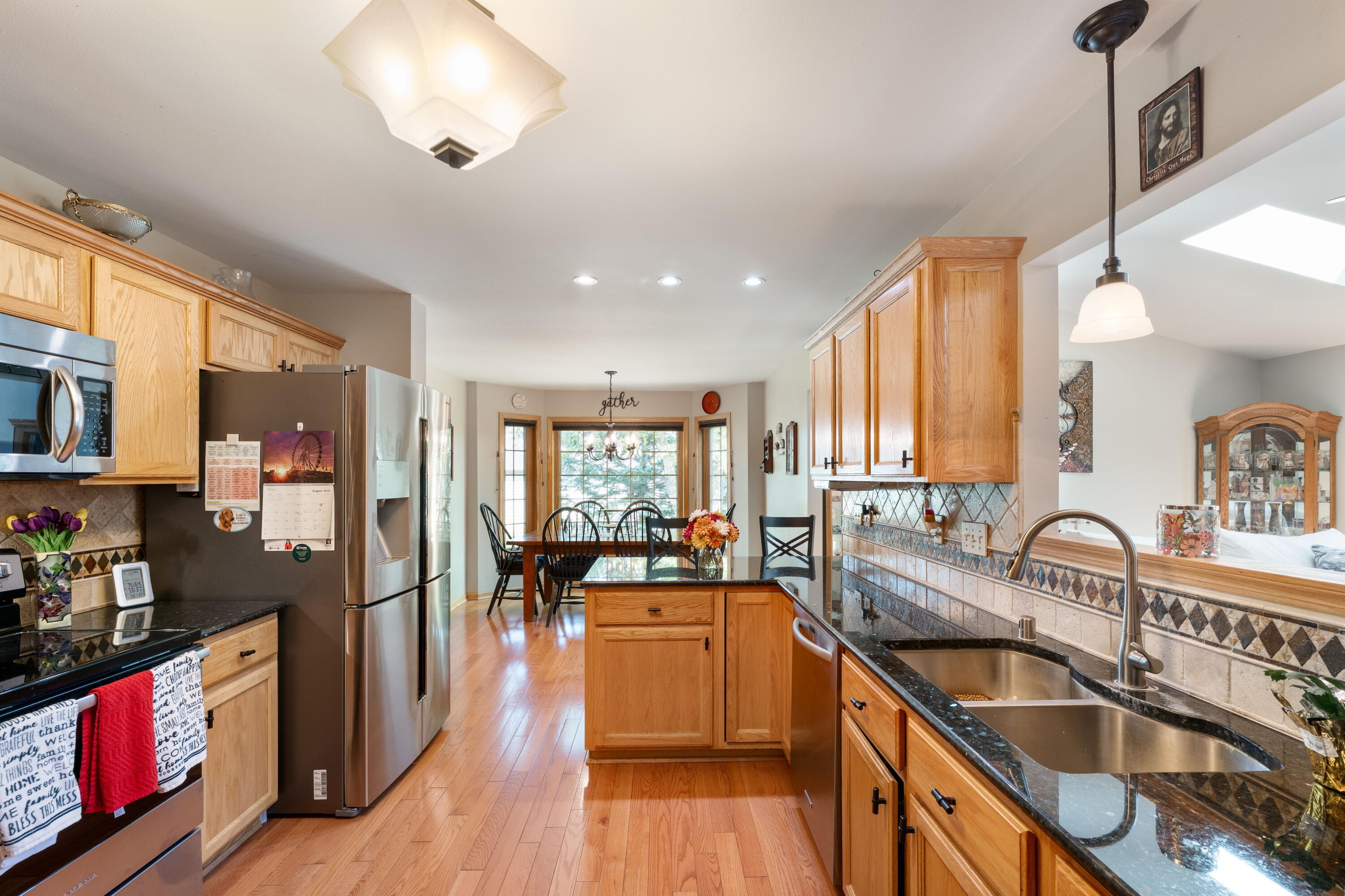 2081 Upper Ridge Rd, Port Washington, WI 53074