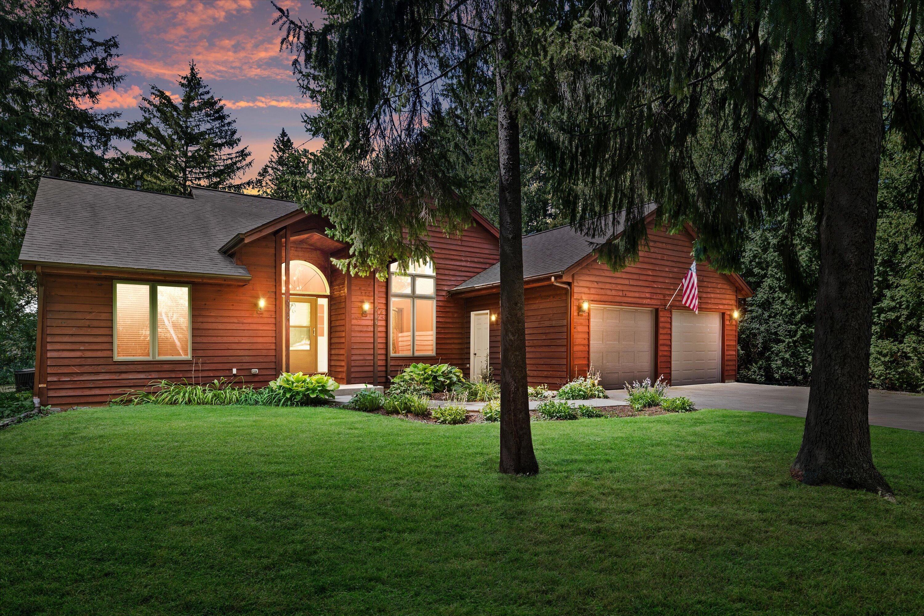 10845 N Wauwatosa Rd — photo