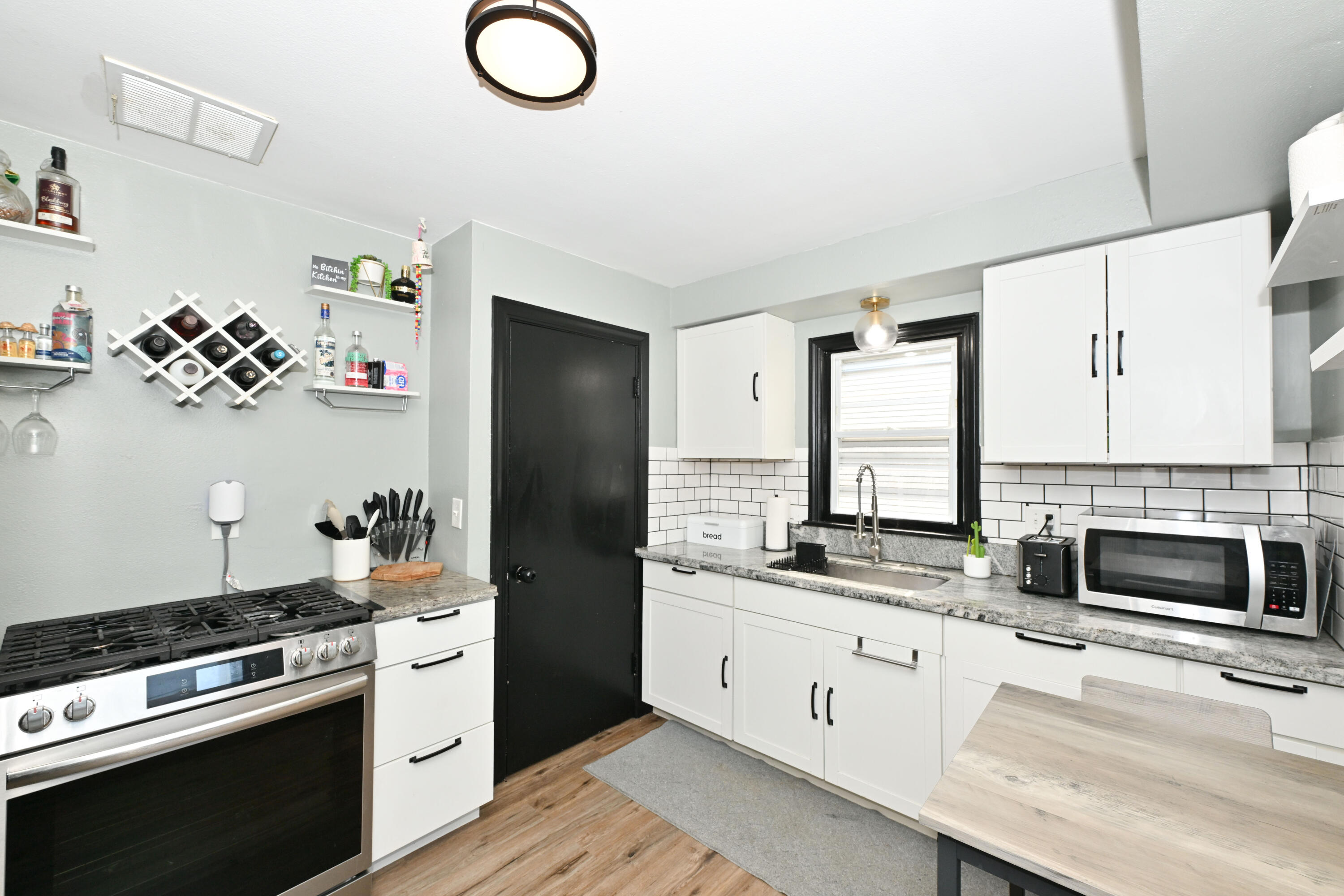 8113 W Townsend St — photo