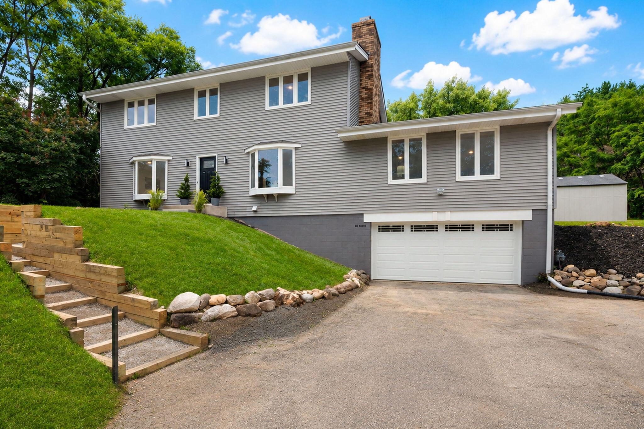 S26W26876 Mac Arthur Rd — photo