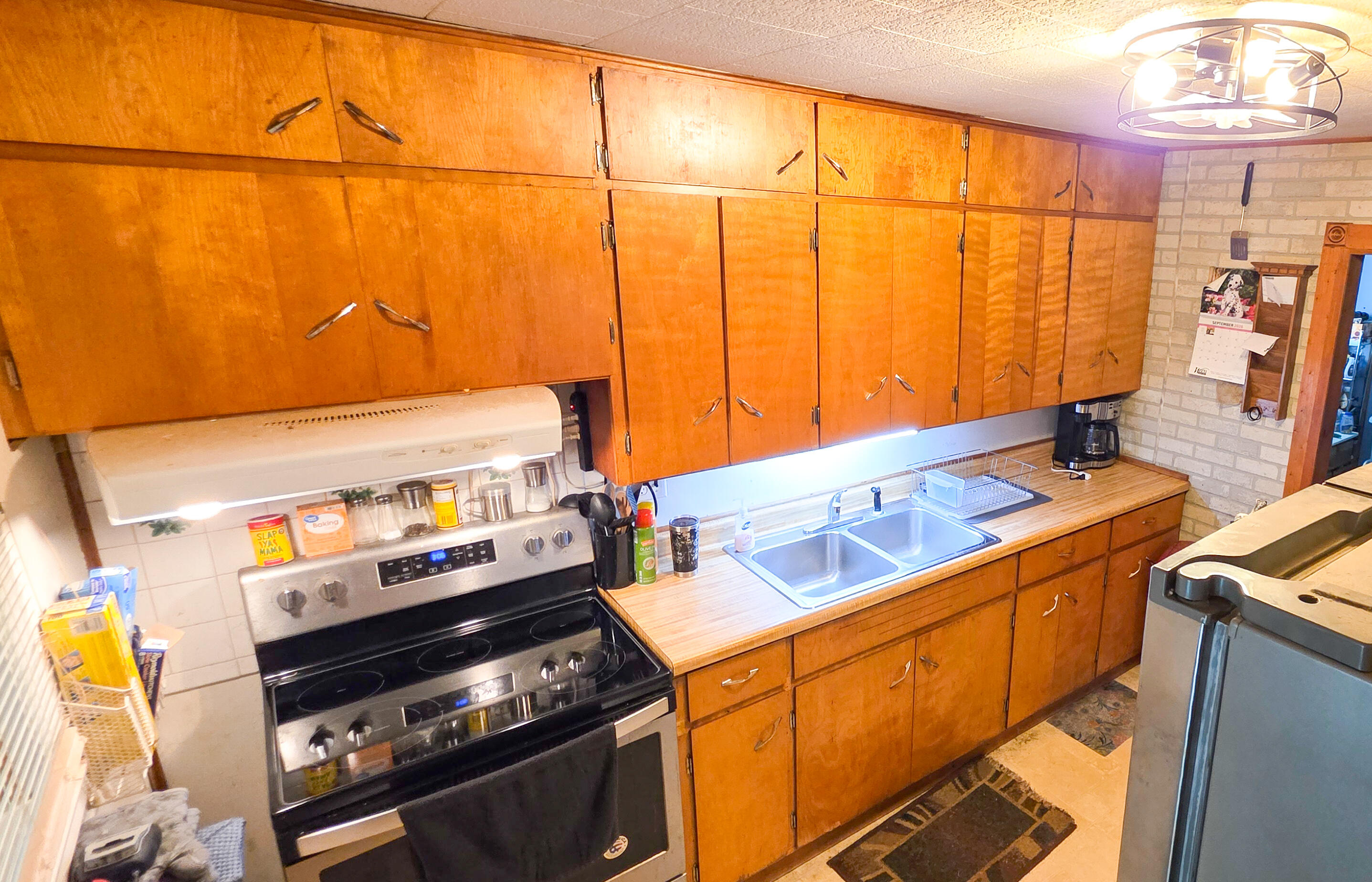 404 S Commercial St — photo