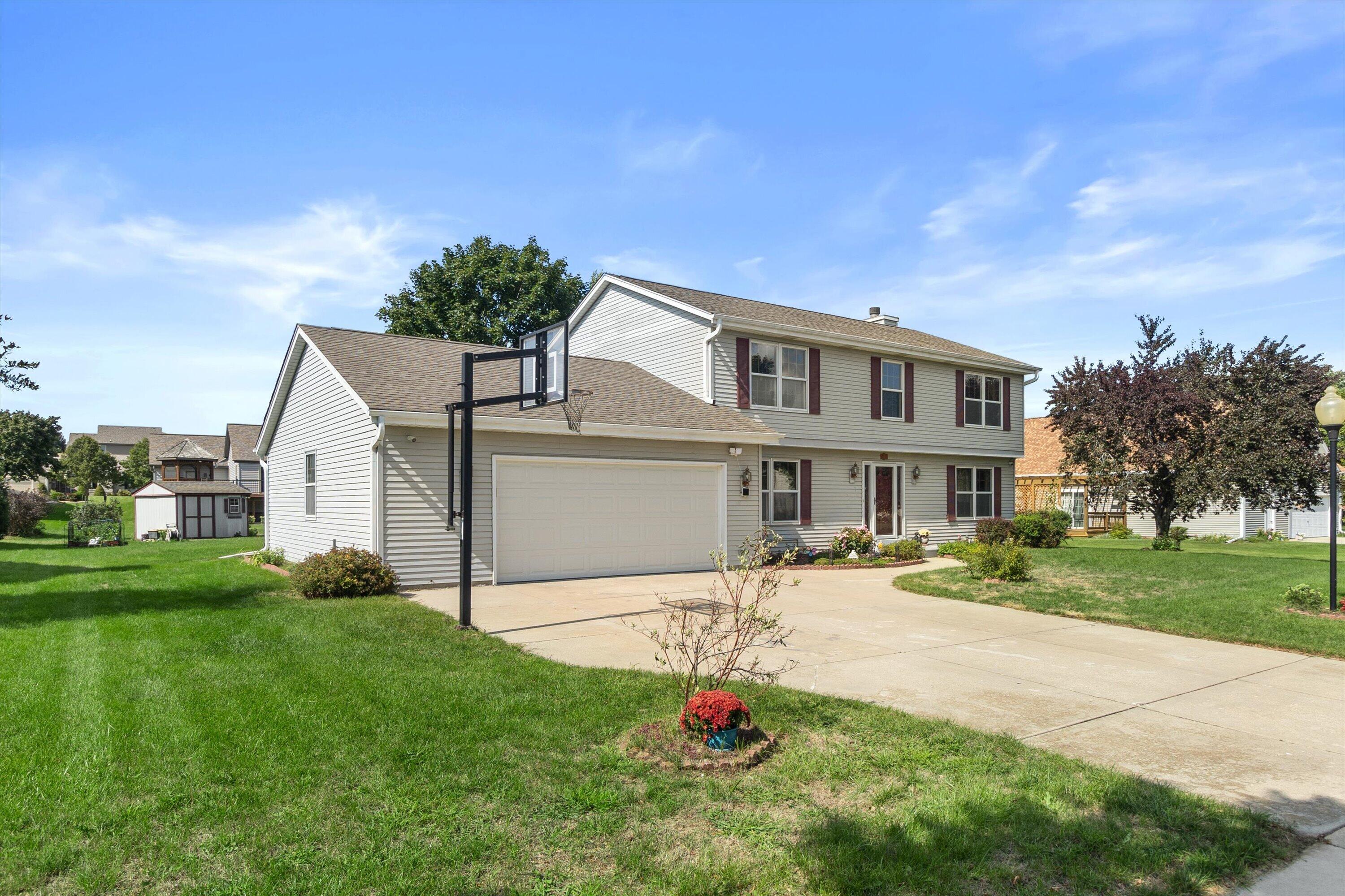 629 two rivers dr, MUKWONAGO WI 53149 — photo 3