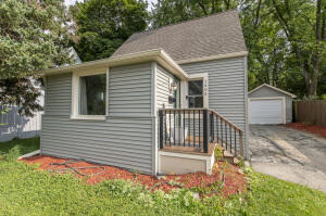 1405 Elder St — photo