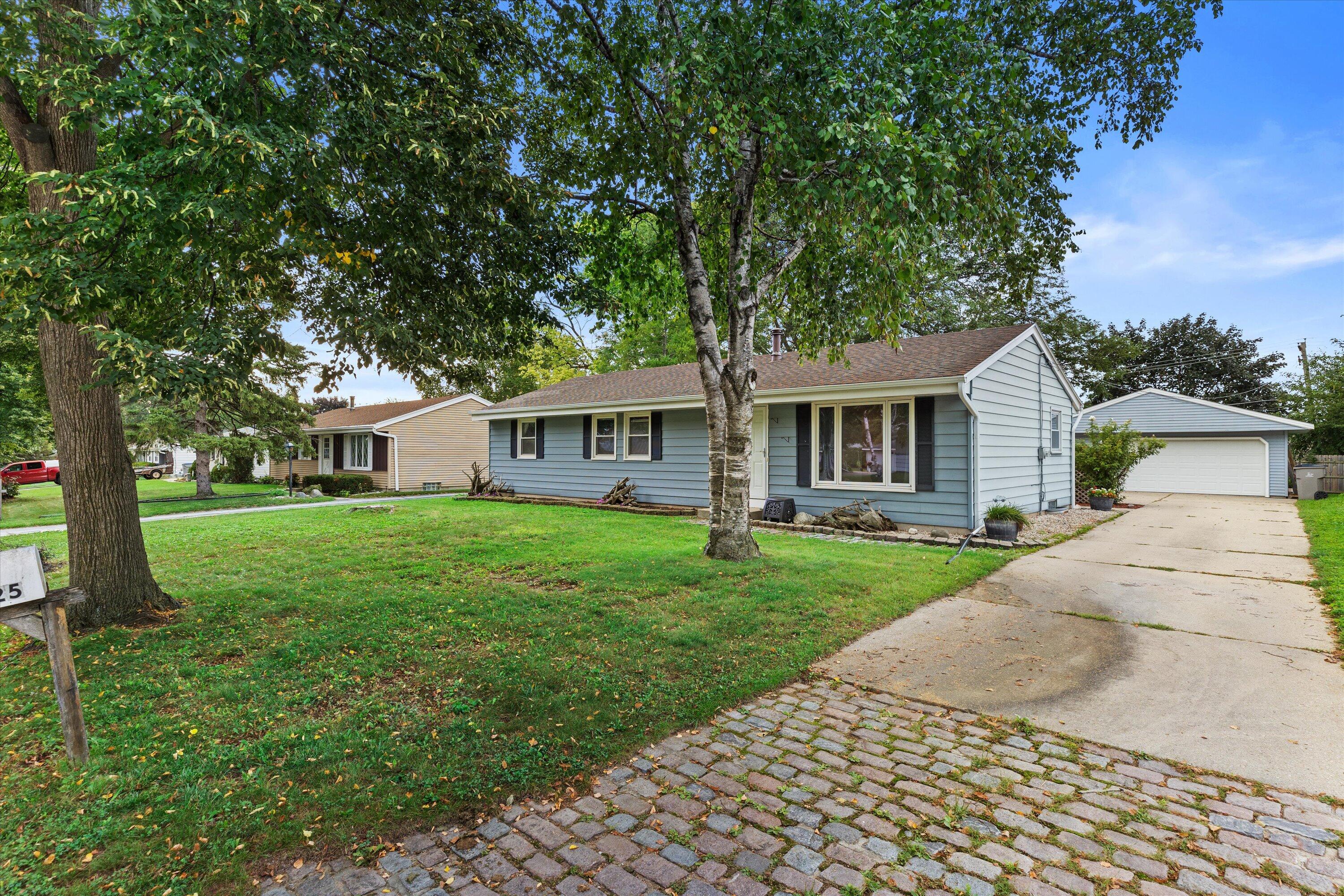 10425 W Terra Ave — photo