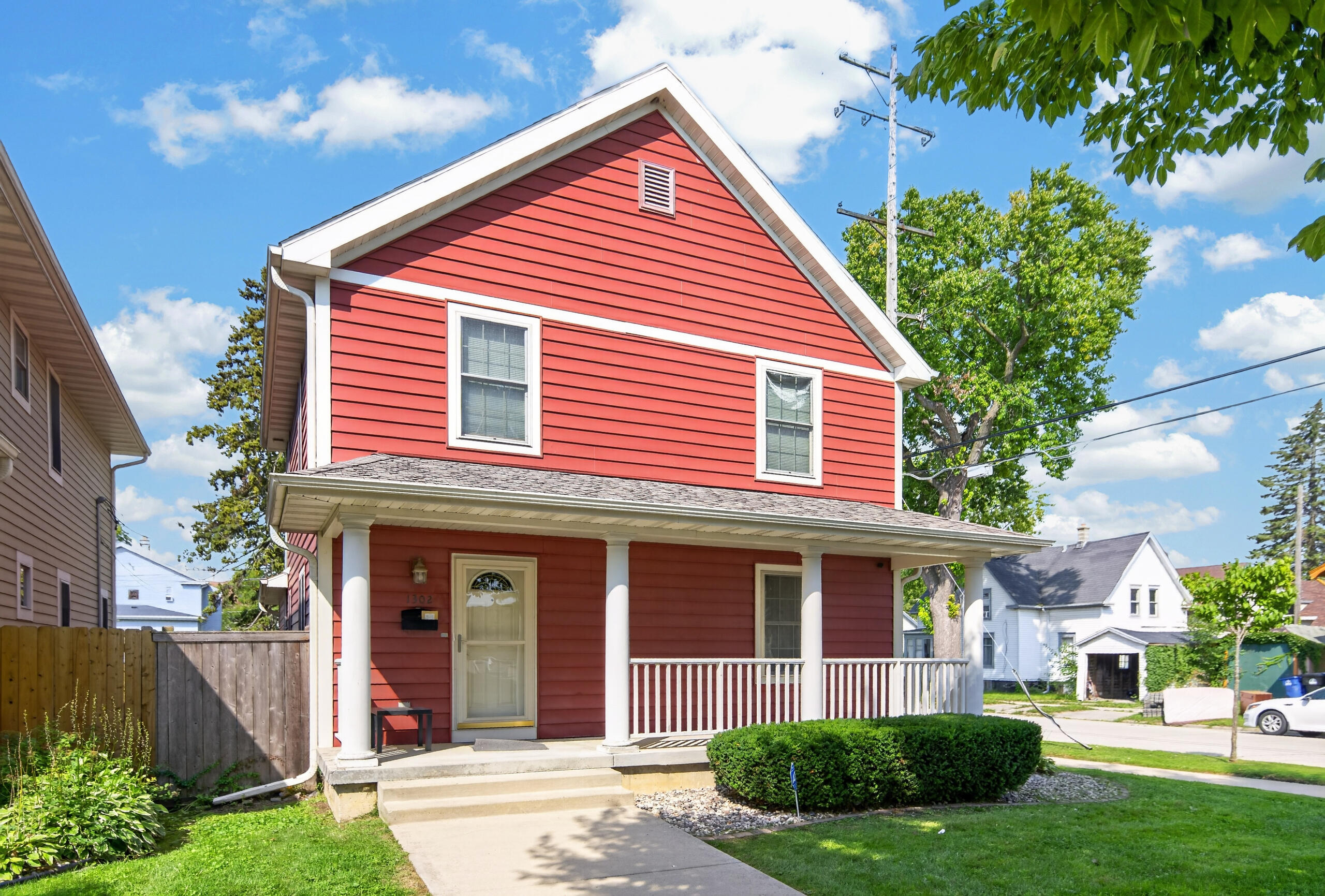 1302 Franklin St — photo