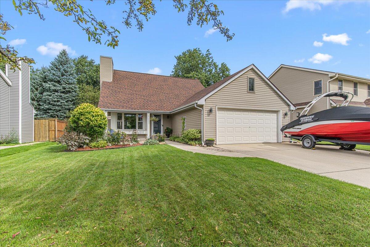 1312 Noel Ct — photo