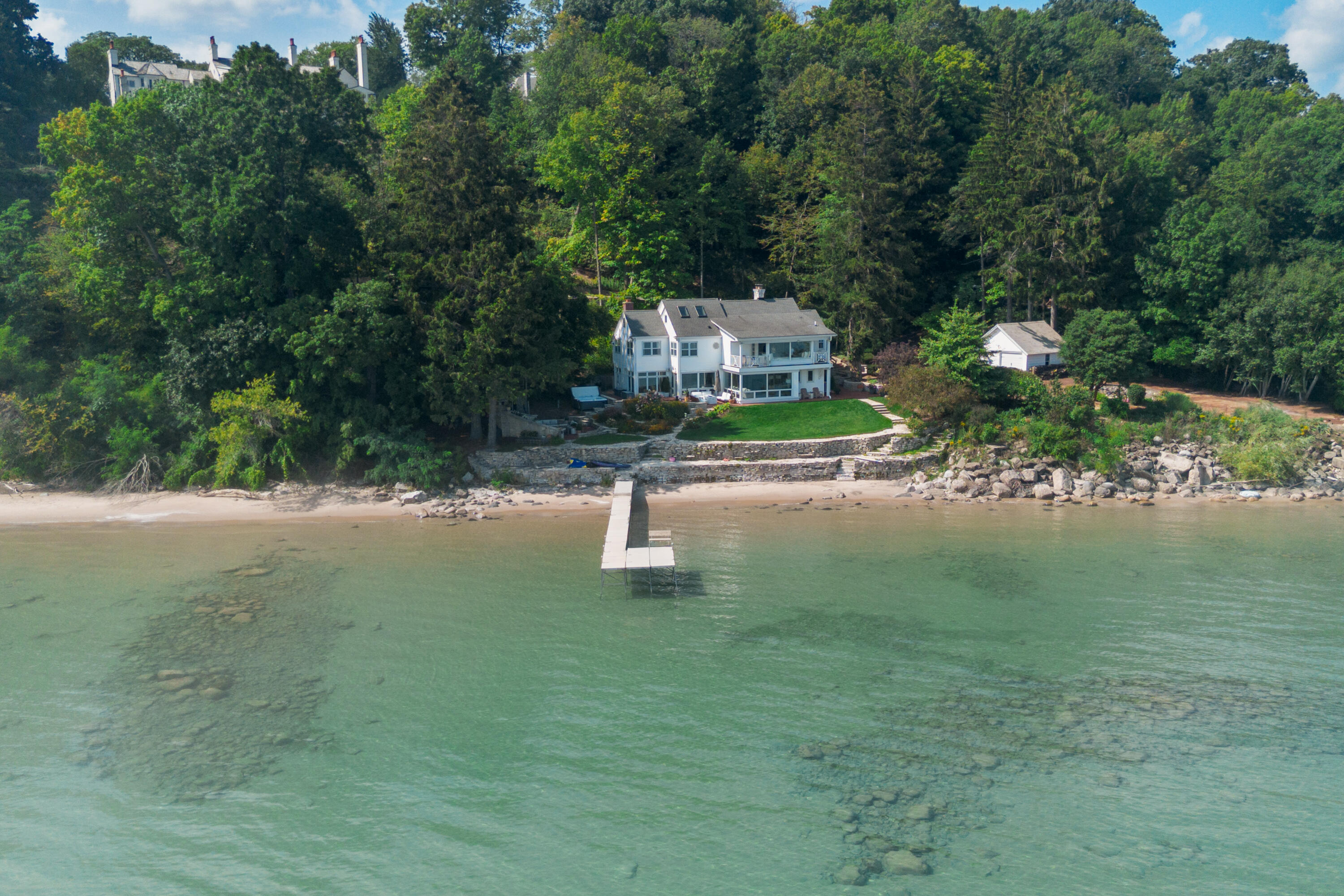 7000 N Beach Dr — photo