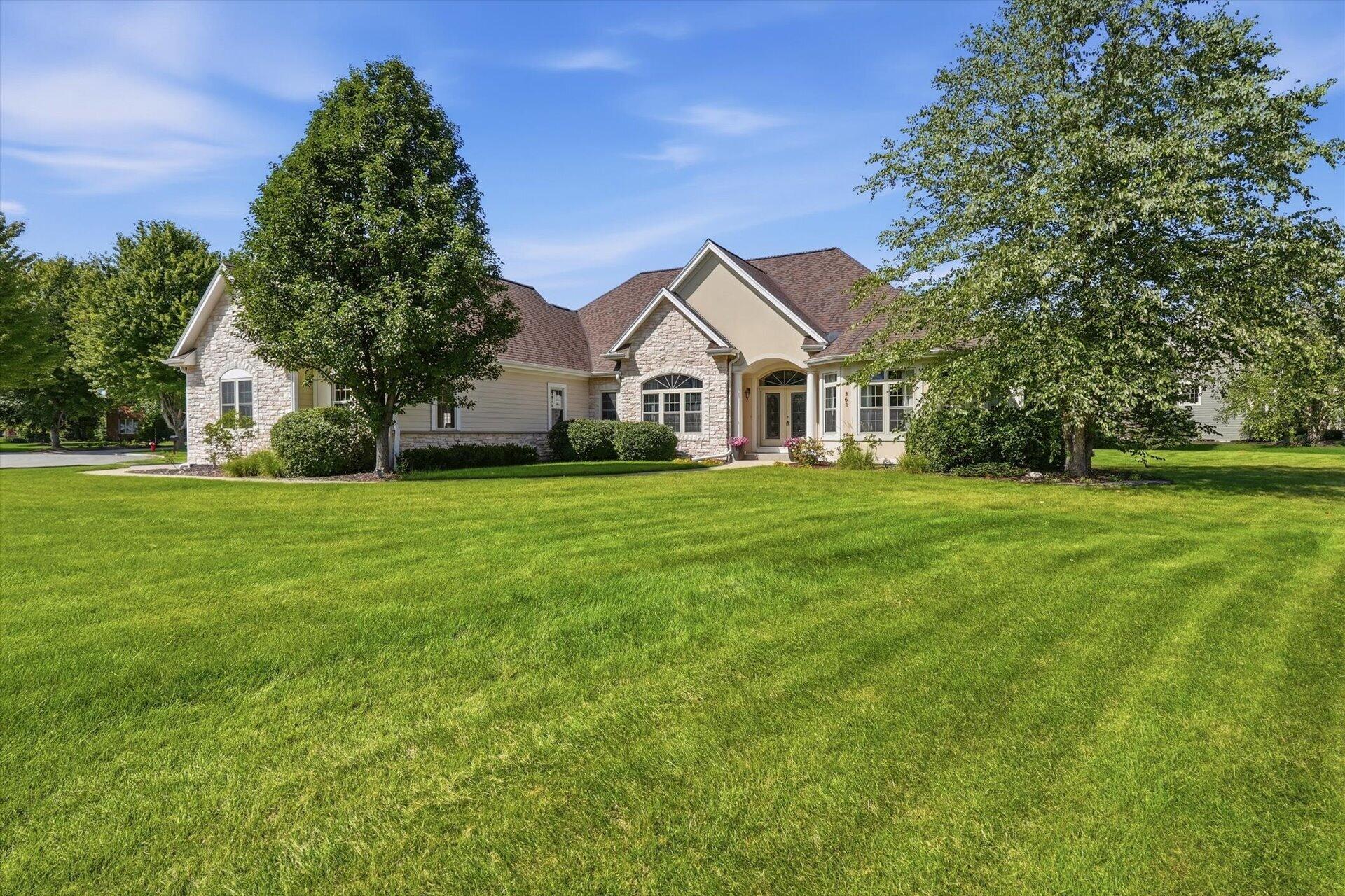 363 Sunshine Dr — photo