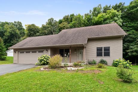 W5661 Summit Woods Ln — photo