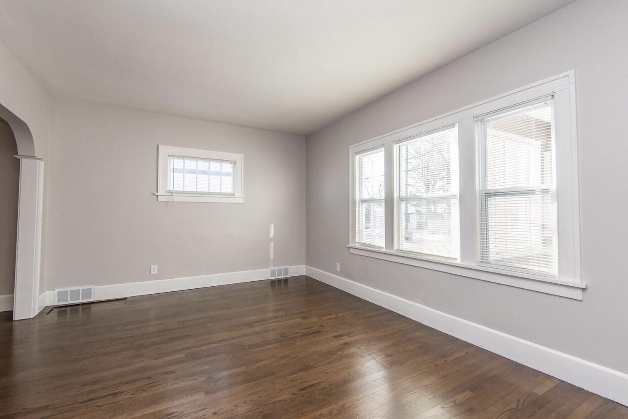 1022 Goold St, Racine, WI 53402 — photo 2