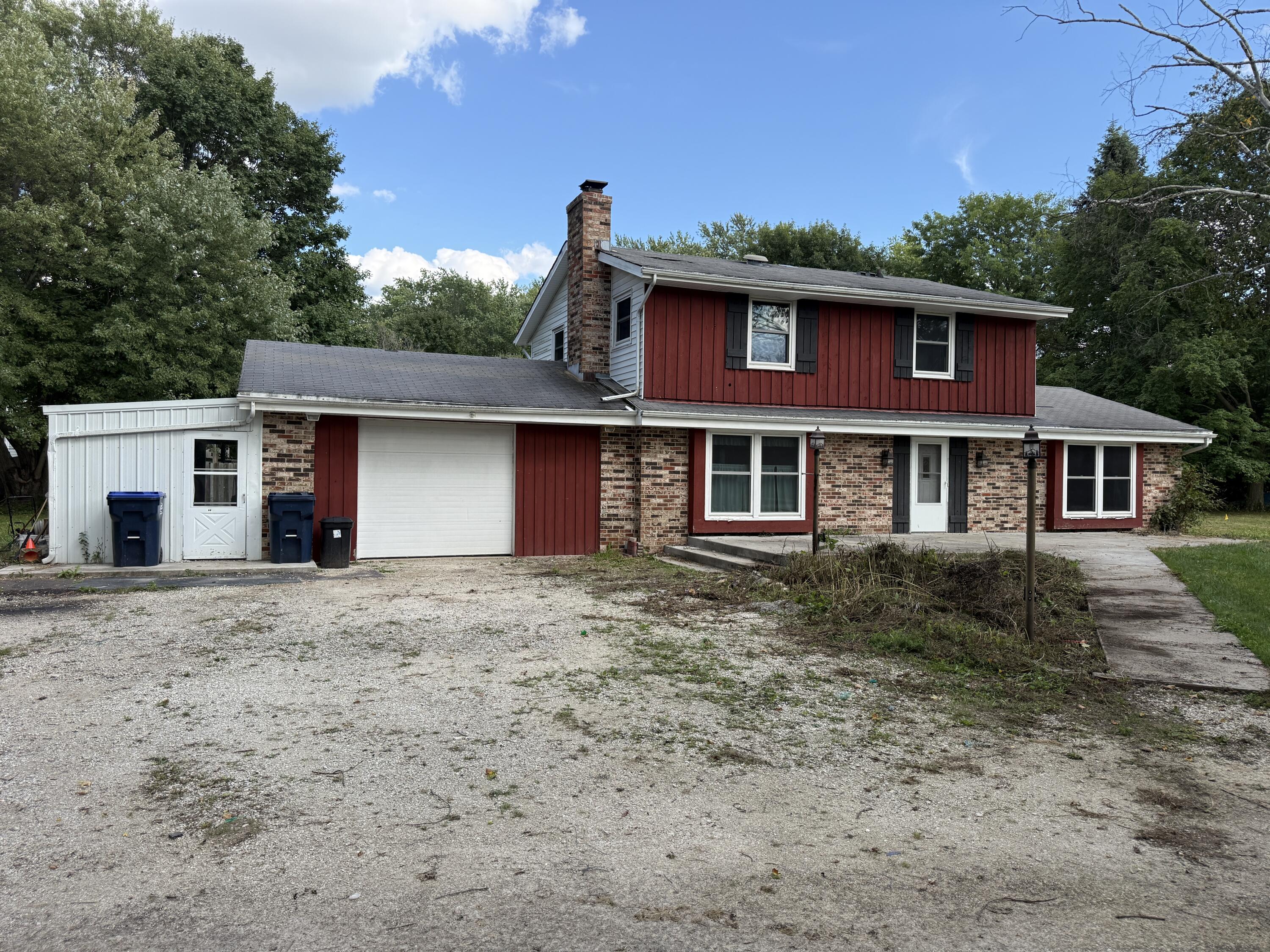 W231S6190 Charles Dr — photo
