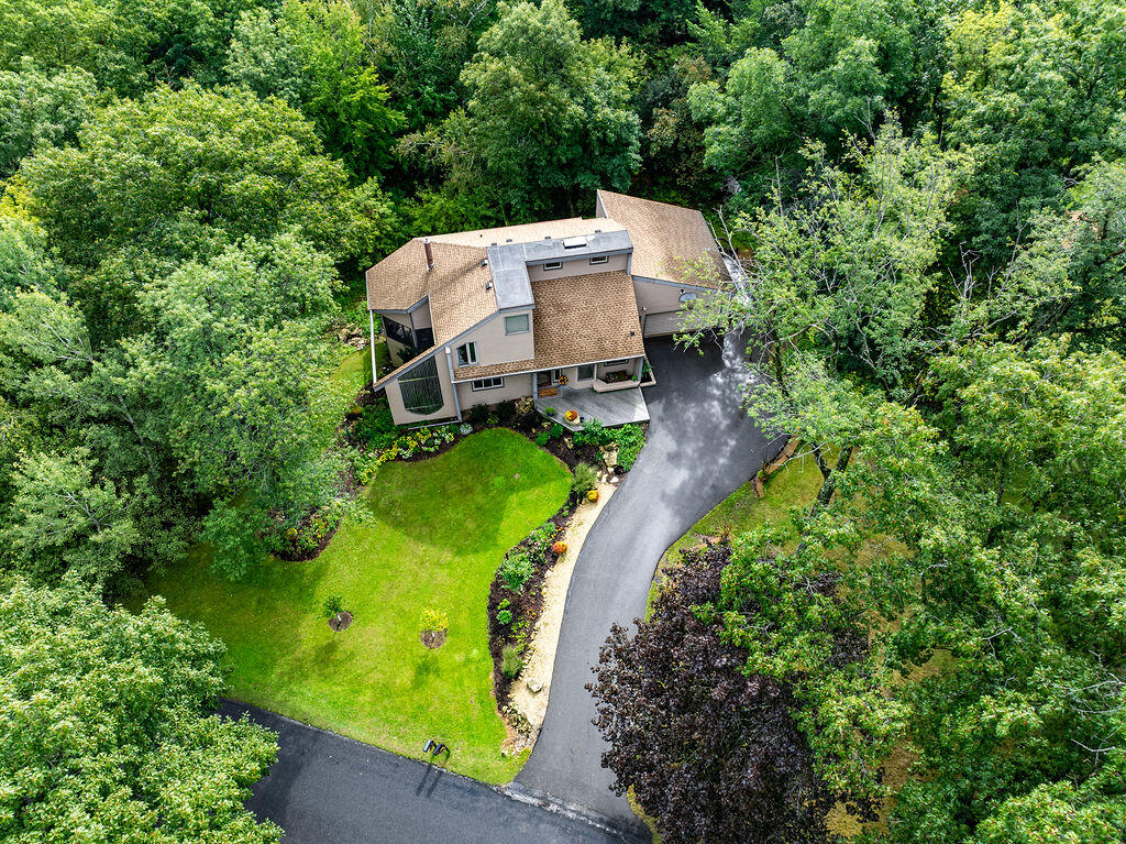 W5363 Innsbruck Rd, Hamilton, WI 54669 — photo 2