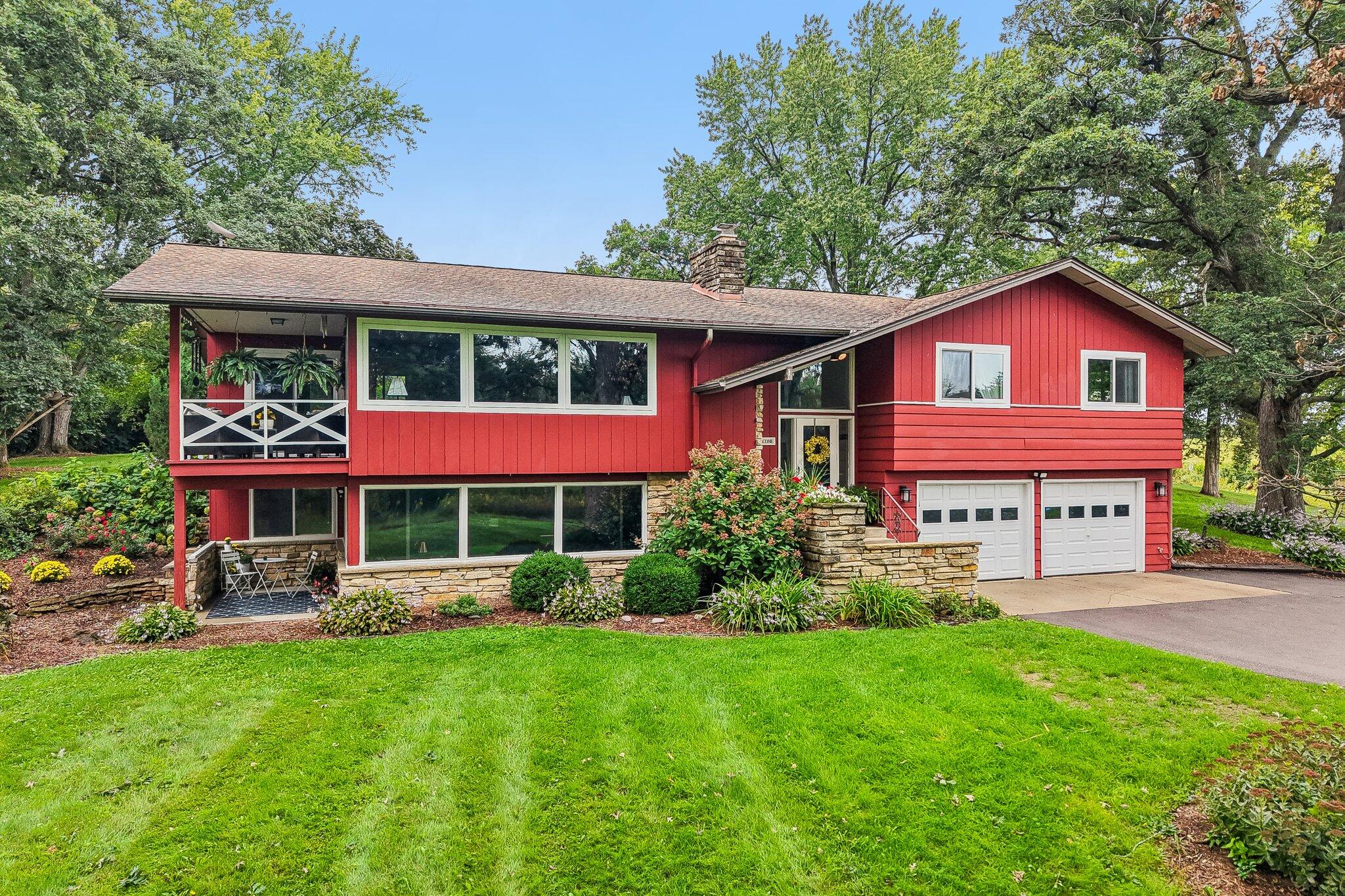 W7255 Weber Rd — photo