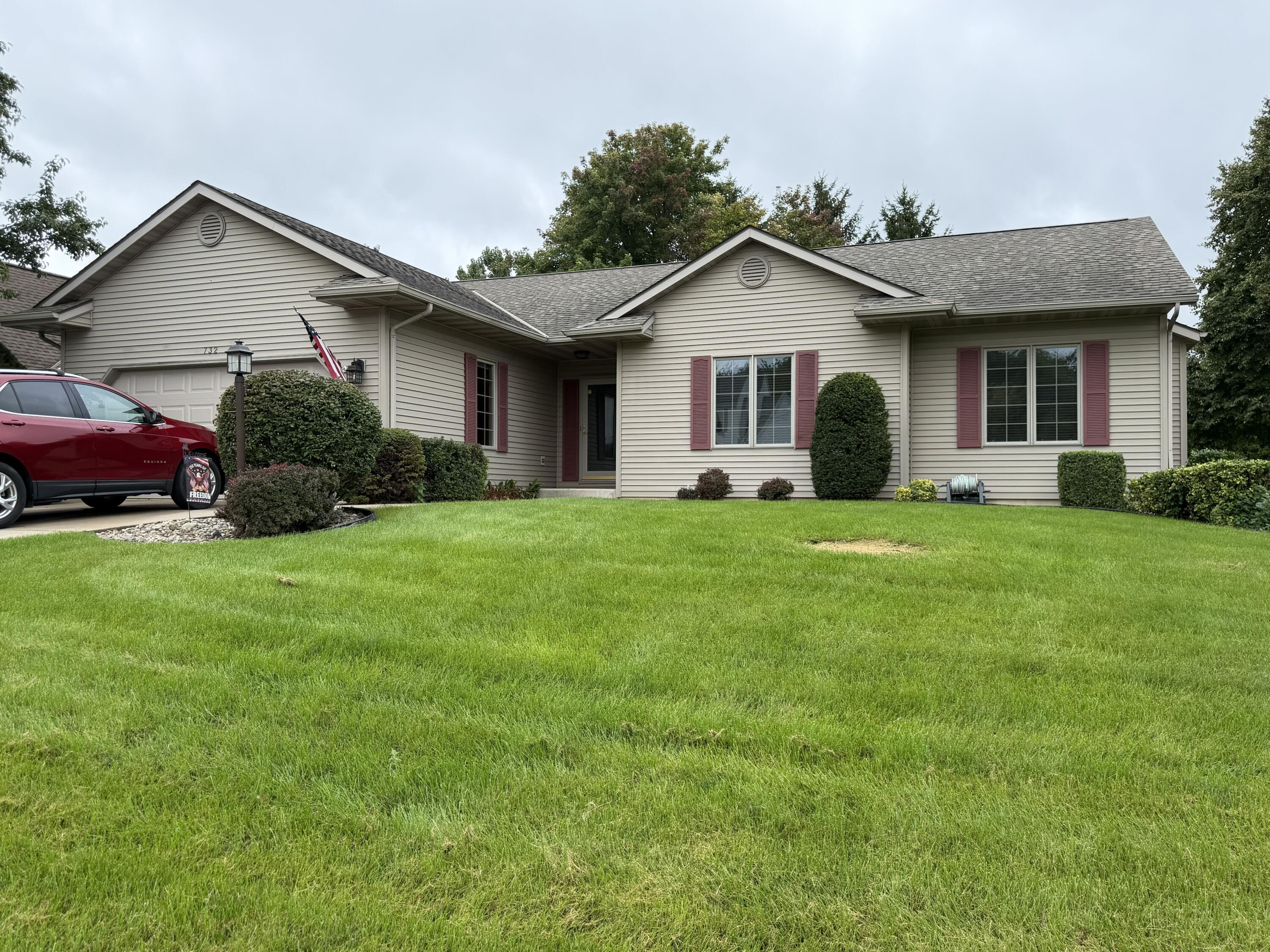 732 Sunnyview Dr — photo