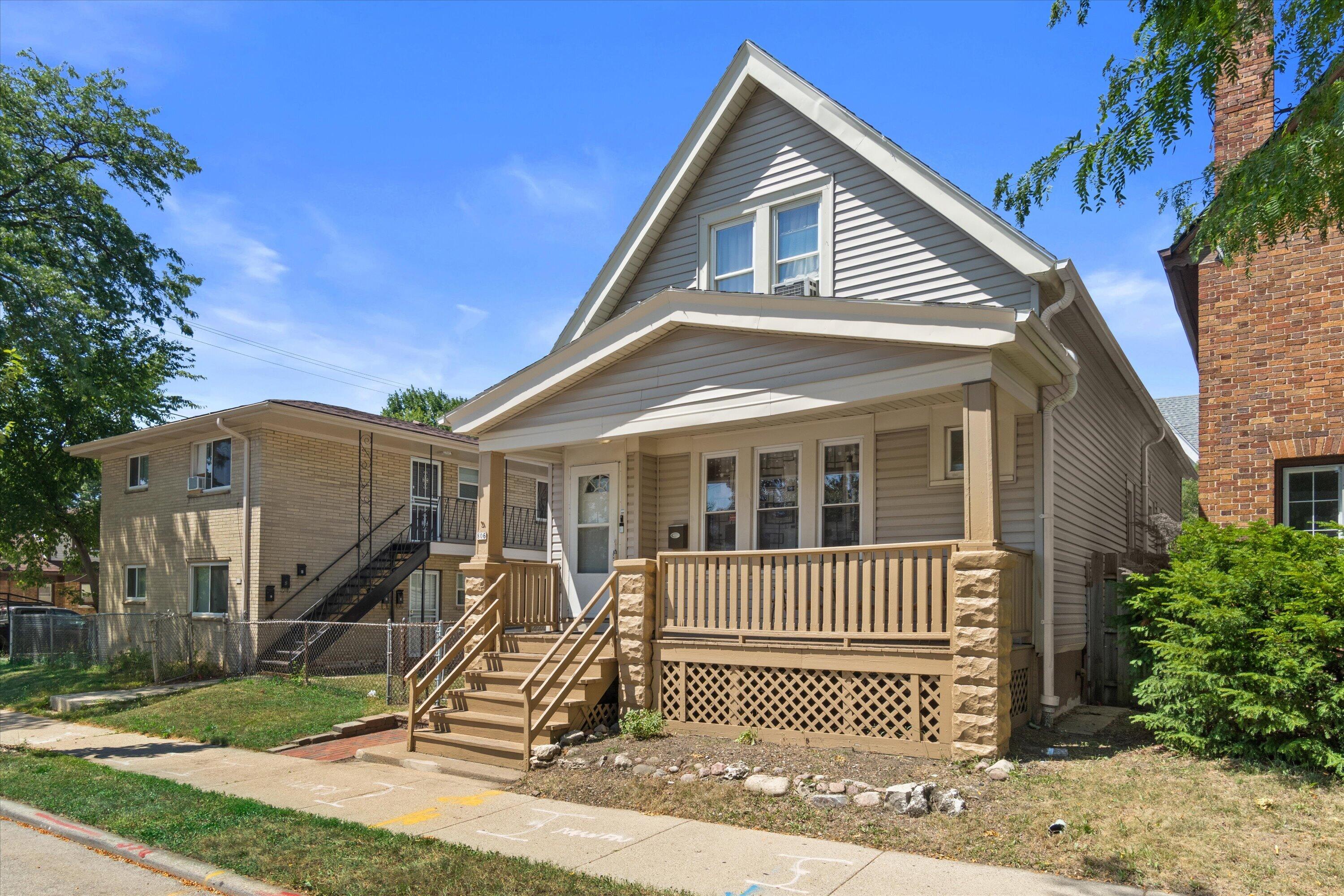 806 W Lapham Blvd — photo