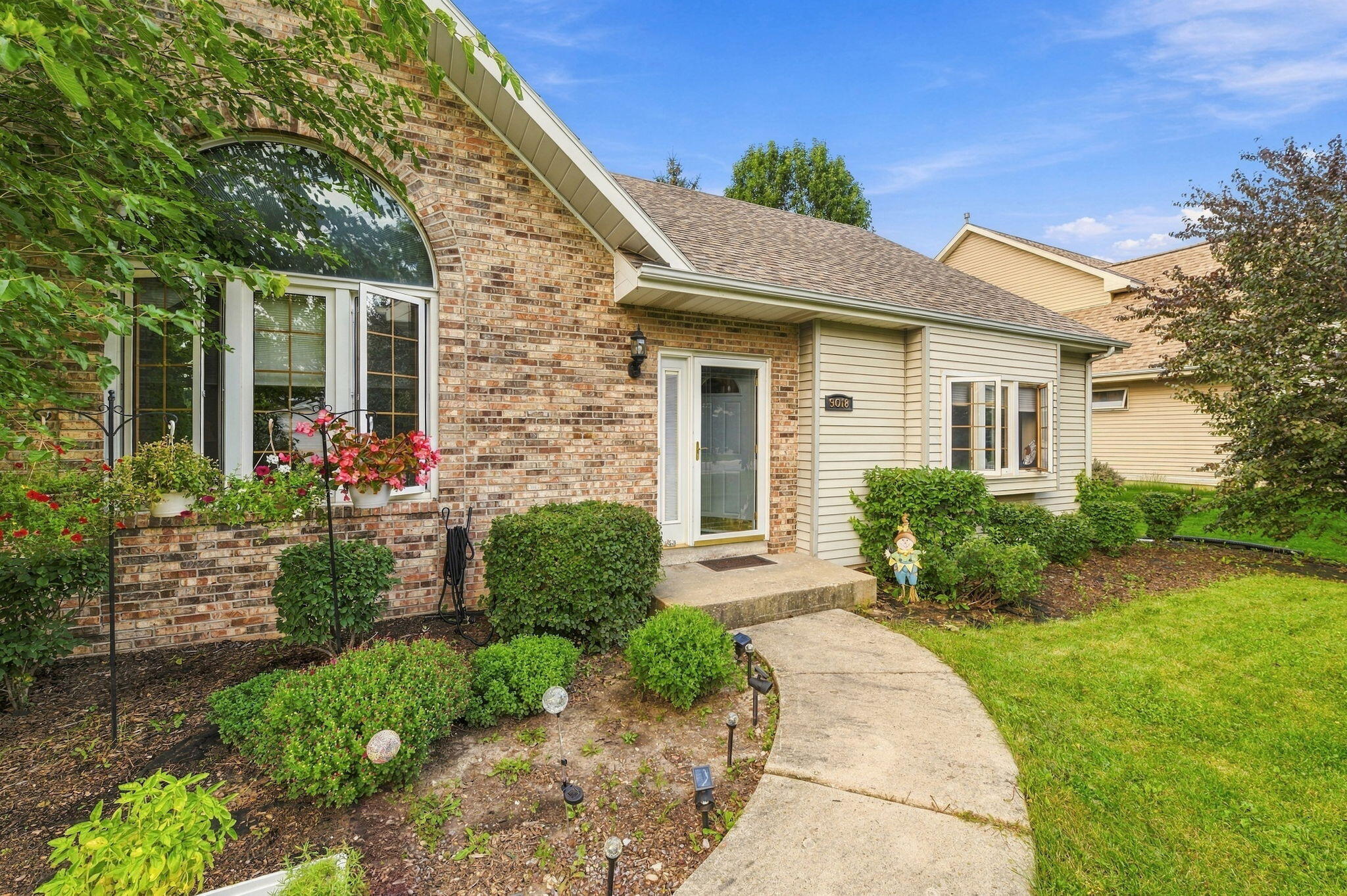9018 Morgan Ct — photo