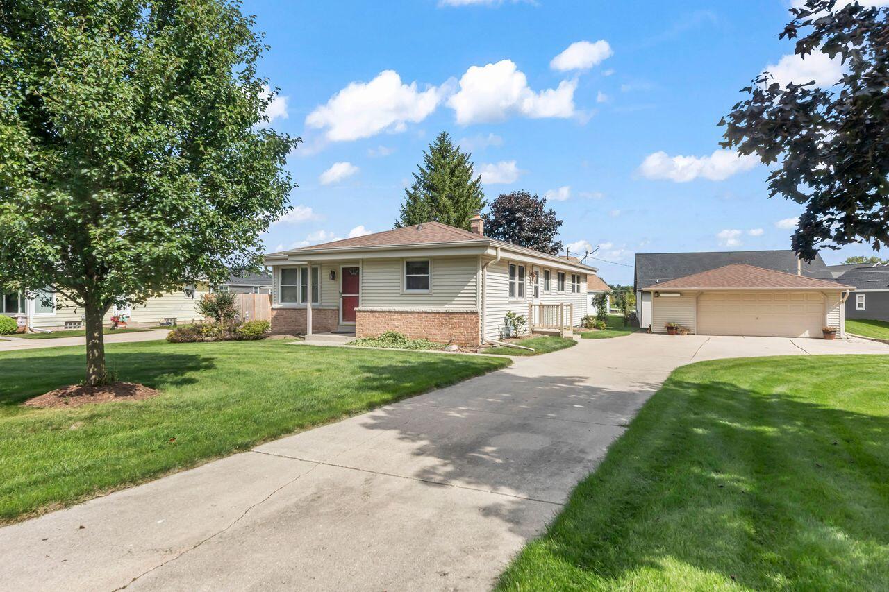 314 Sunset Dr — photo