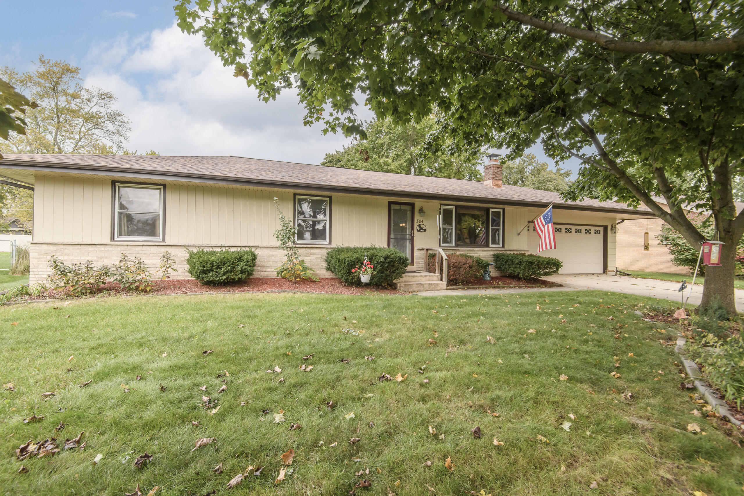 304 Park Ave, Eagle, WI 53119 — photo 3