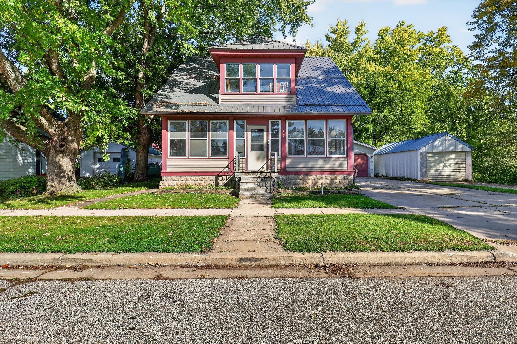 107 E First St, Cambria, WI 53923 — photo 3
