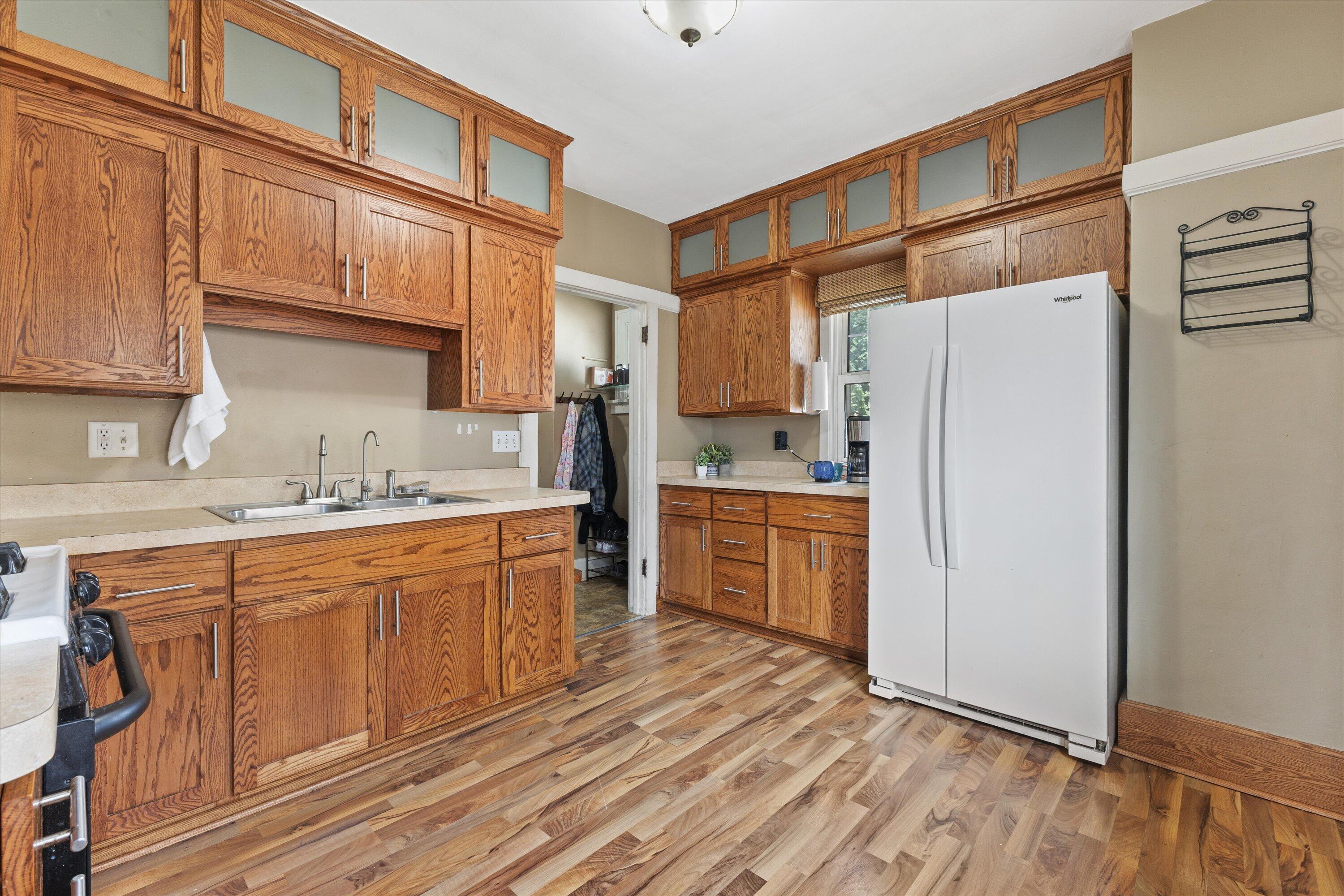 3002 Bate St, Racine, WI 53403 — photo 2