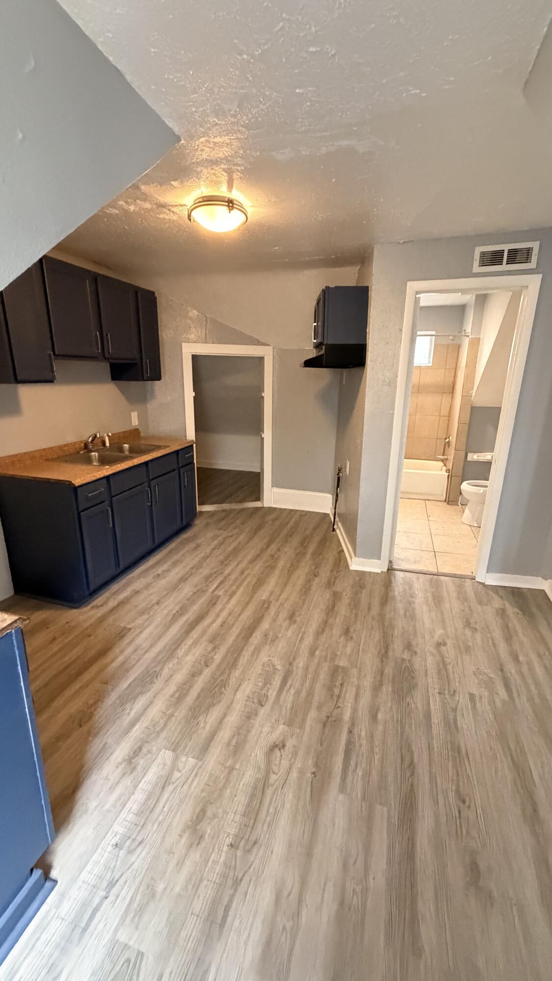 228 Howland Ave, Racine, WI 53404 — photo 2