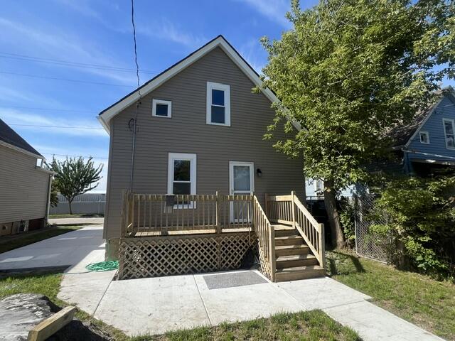 2043 Clark St — photo