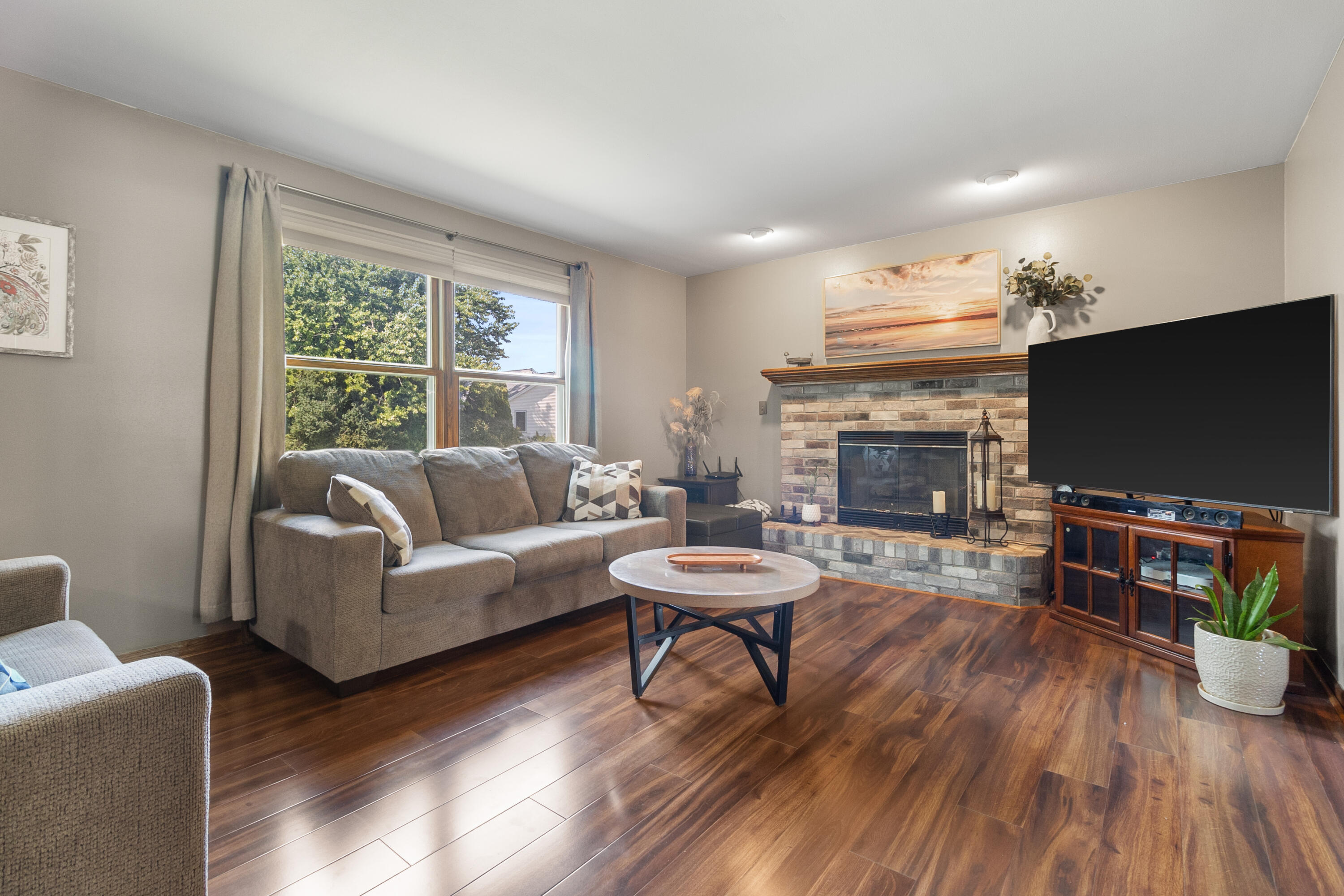 629 Two Rivers Dr — photo