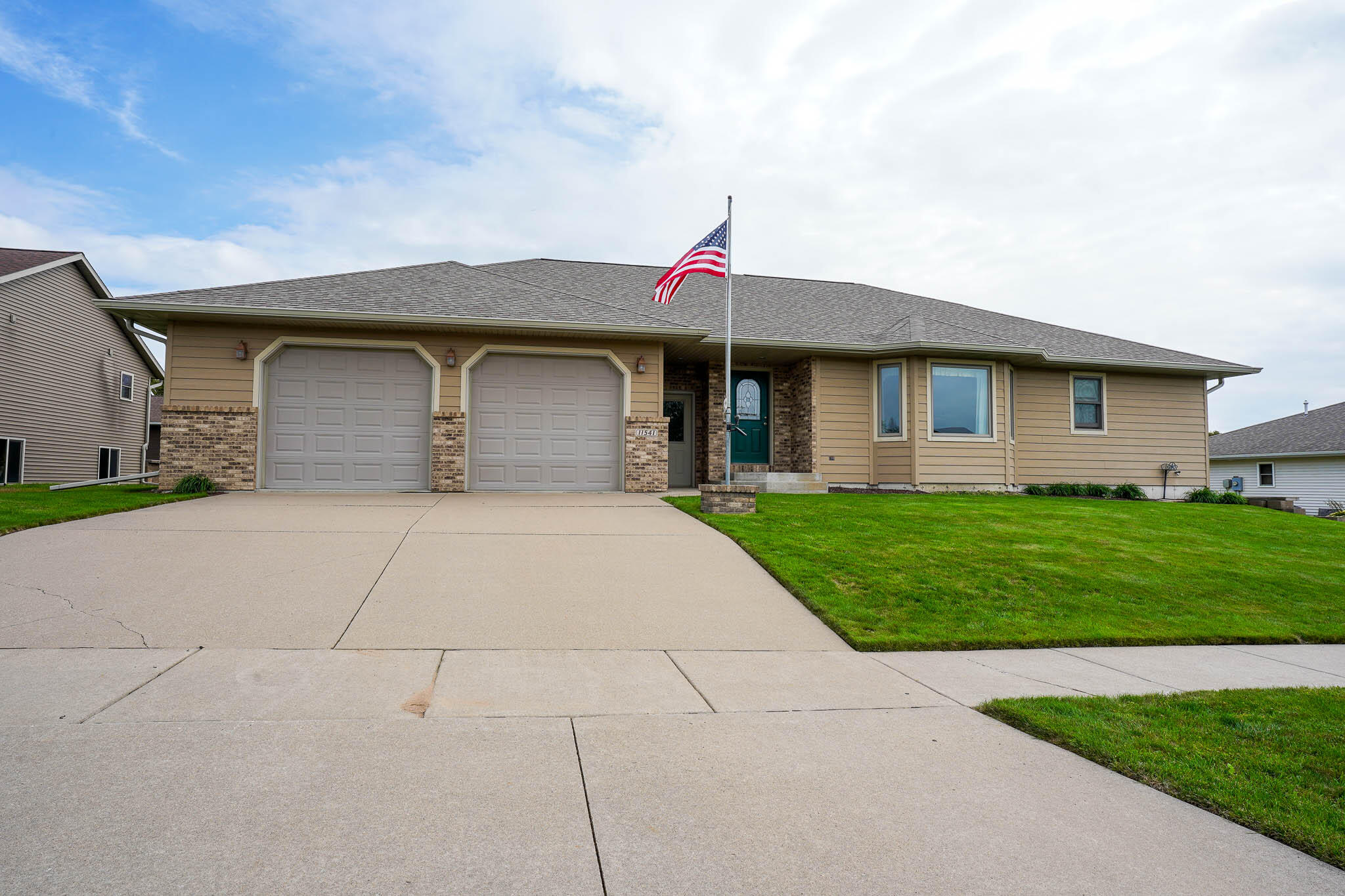 11541 Monteville Ct — photo