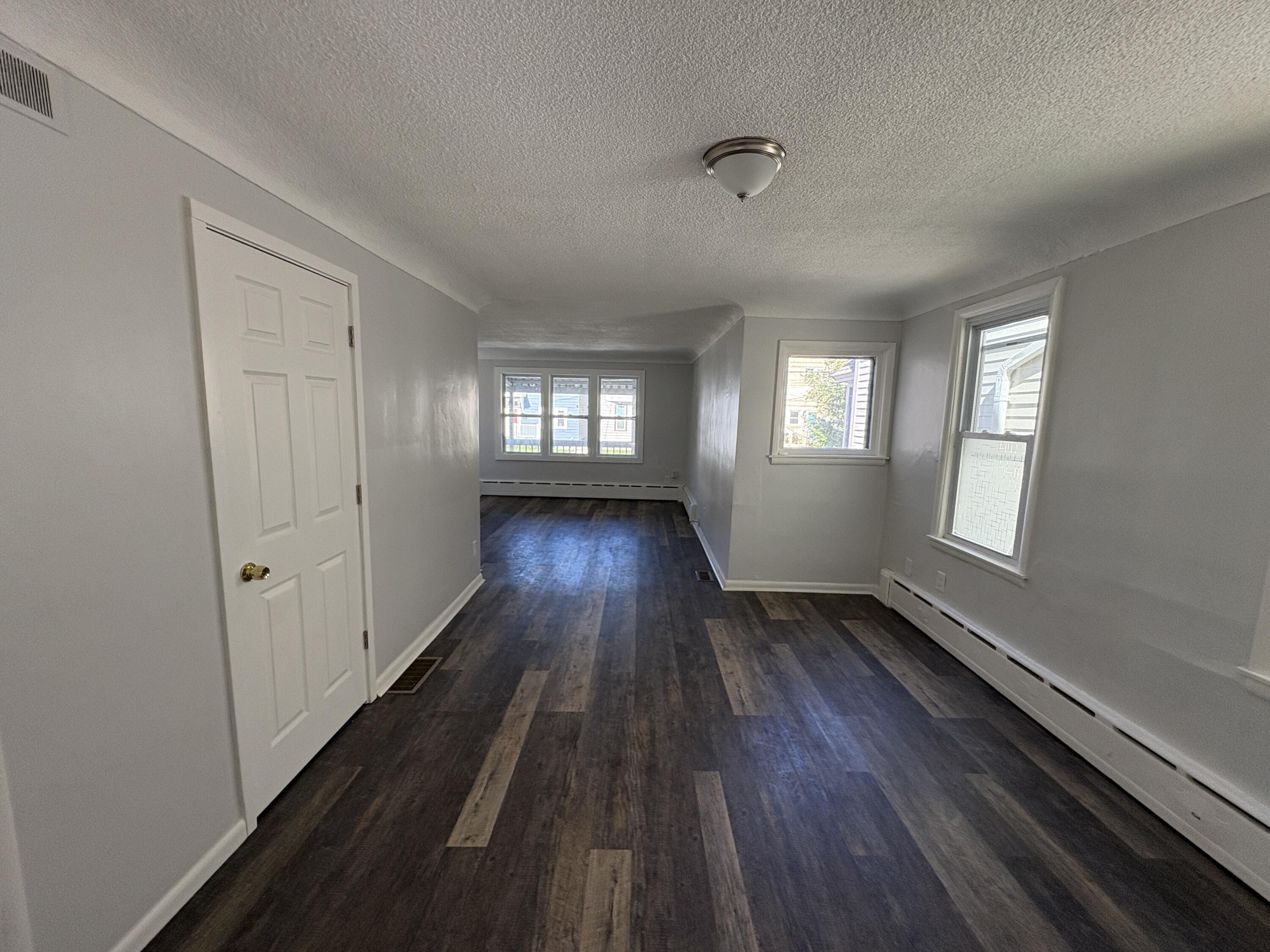 1017 E Pearson St, Milwaukee, WI 53202 — photo 3