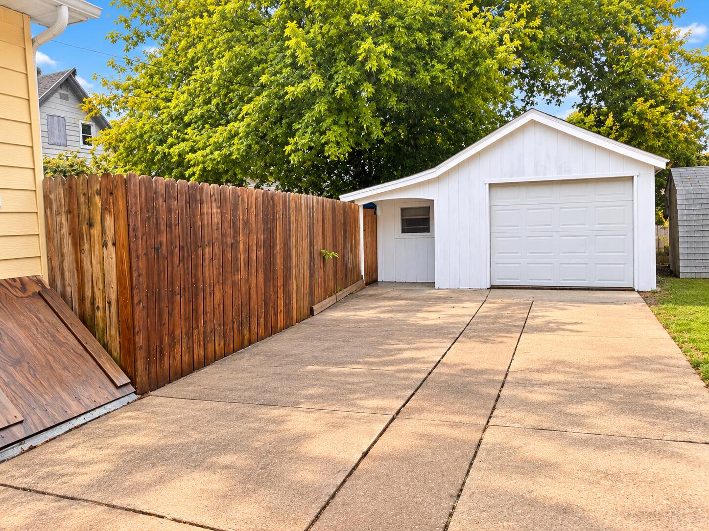 2063 Green St, Racine, WI 53402 — photo 3