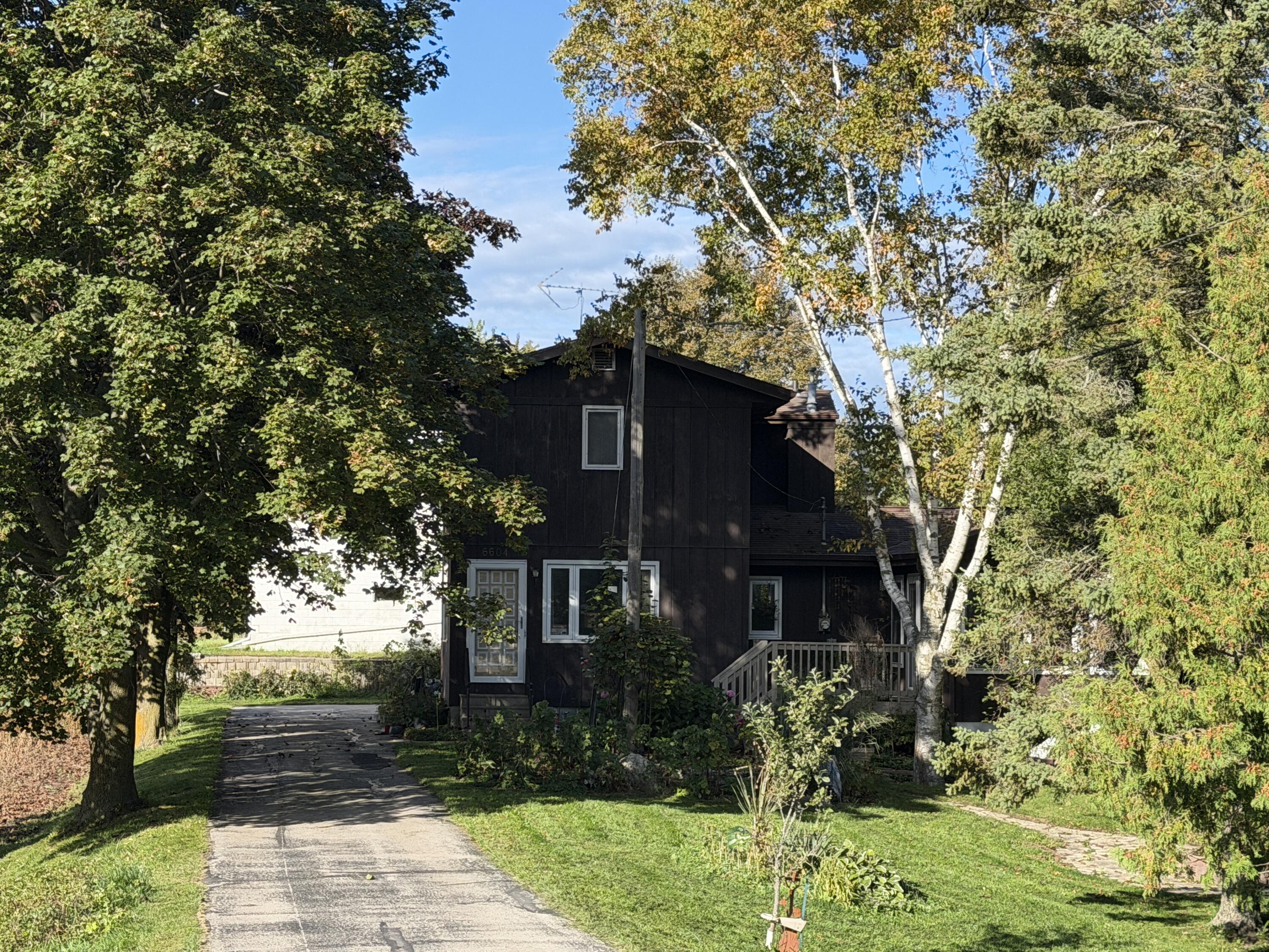 6604 Sth 147 -, Two Rivers, WI 54241 — photo 2