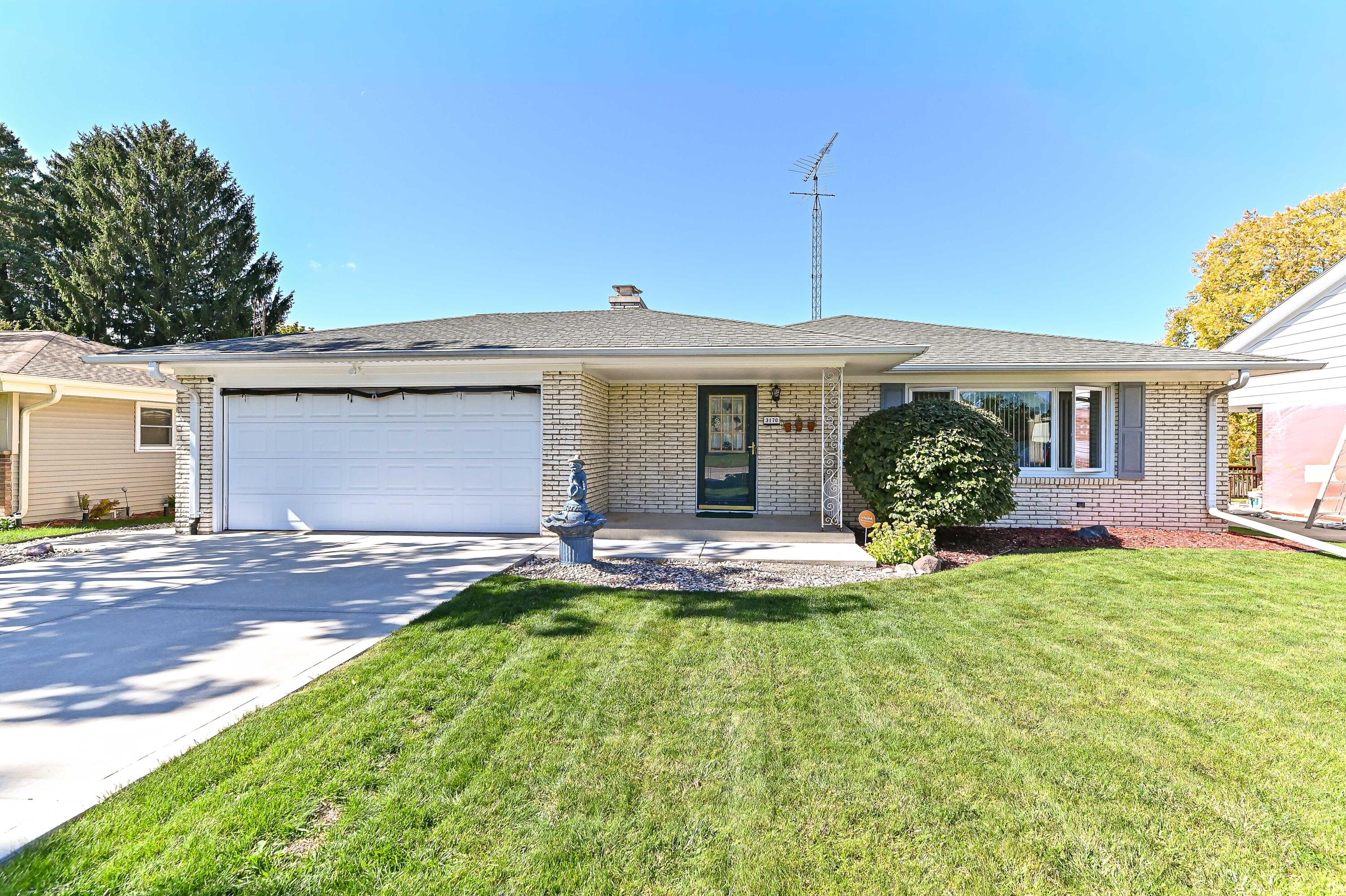 3170 Taylor Ave — photo