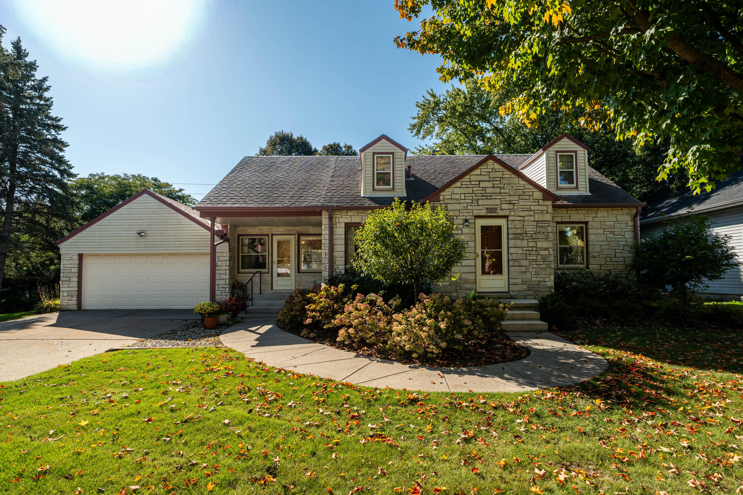 4711 W County Line Rd — photo