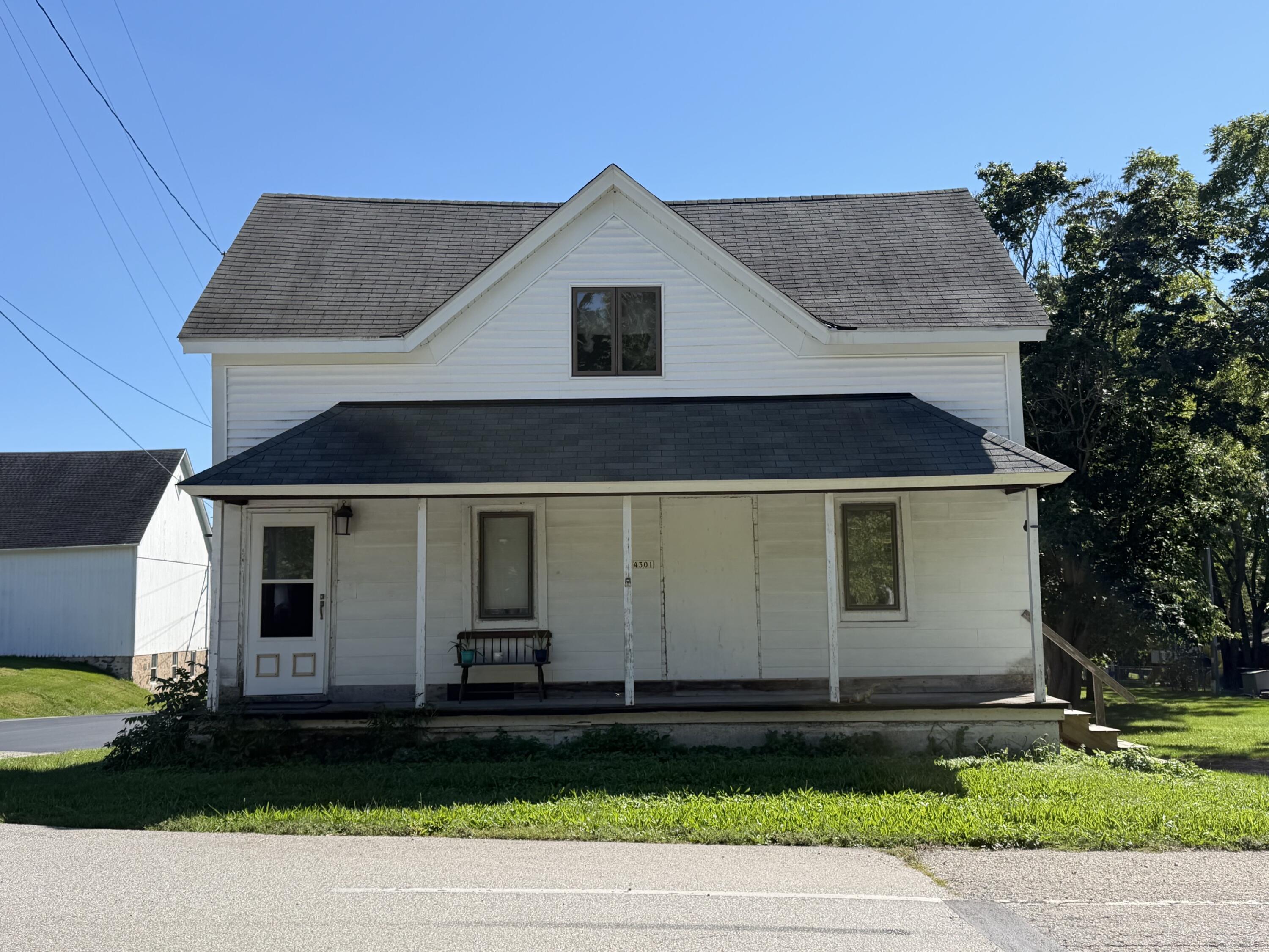 4301 Pleasant Valley Rd — photo