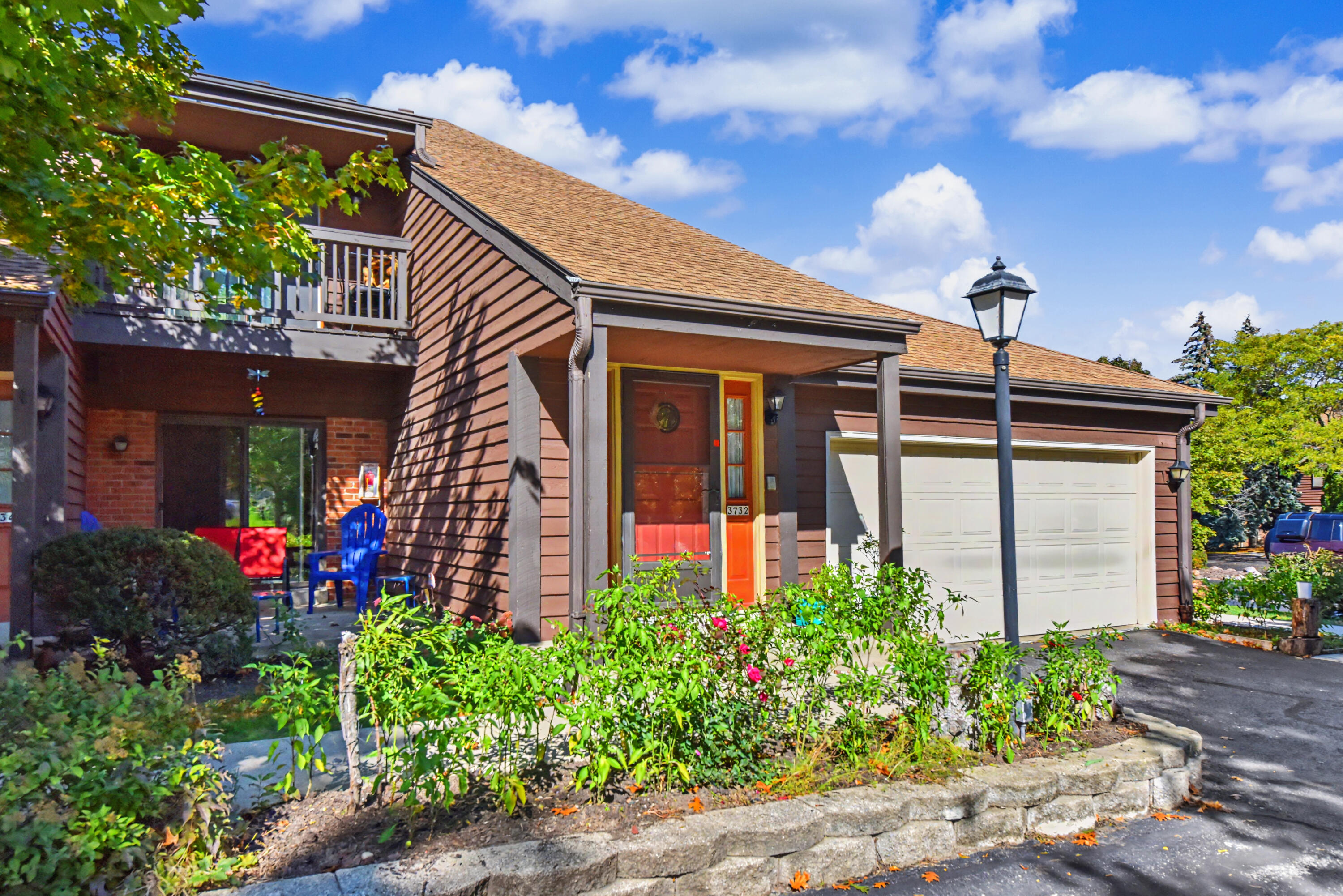 3732 W Cold Spring Rd, Greenfield, WI 53221 — photo 2