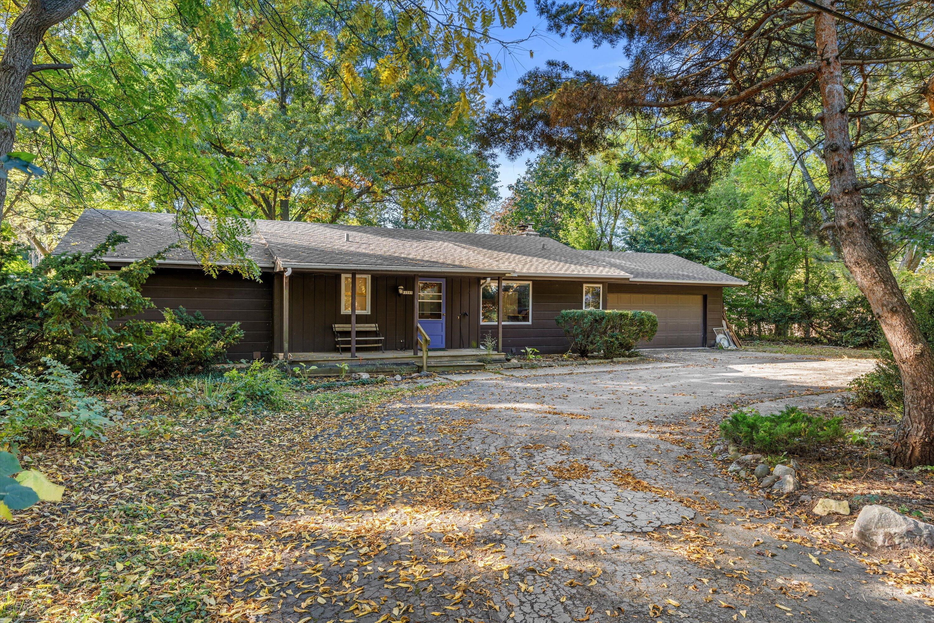 11595 W Edgerton Ave — photo