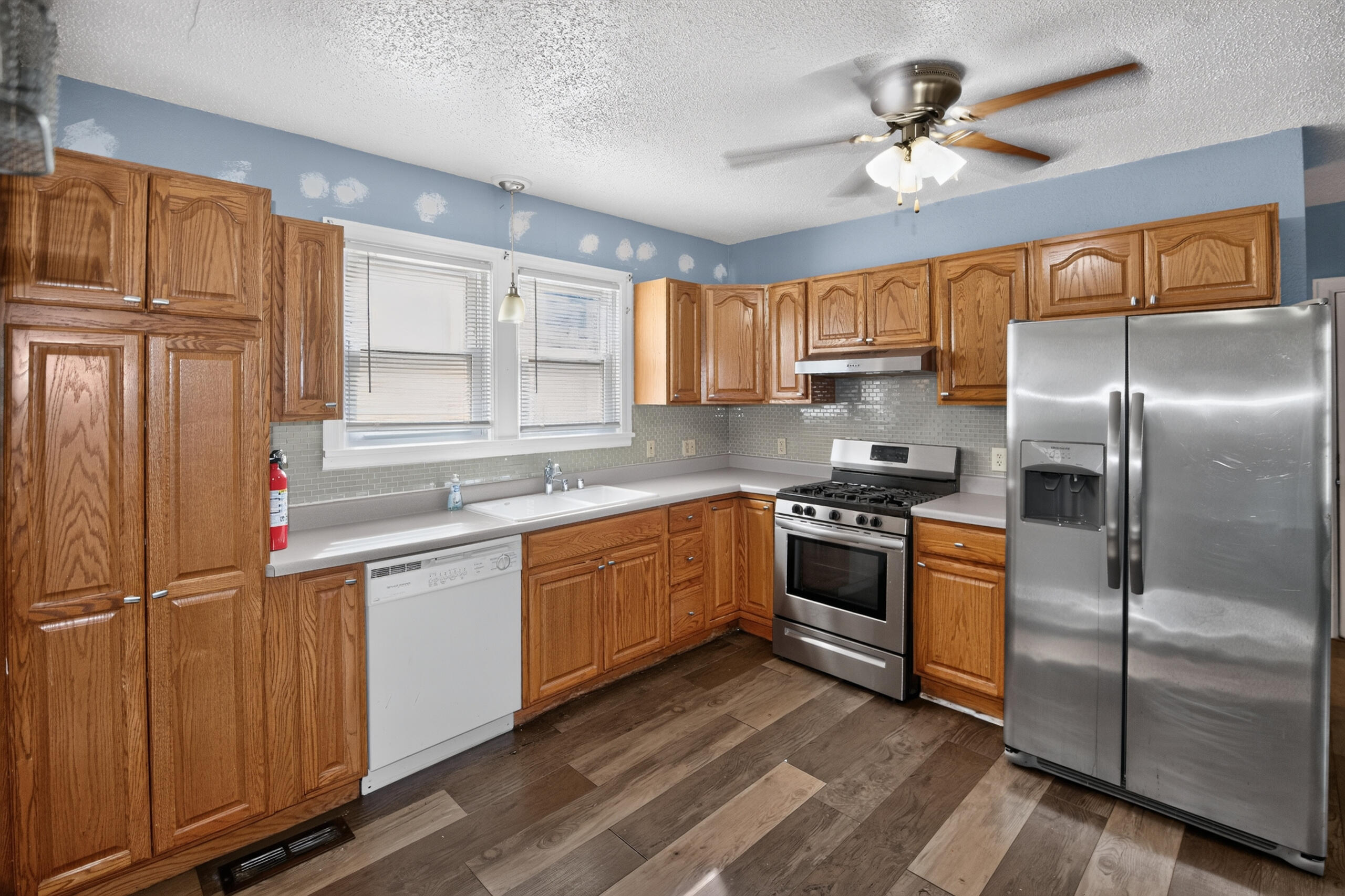 1640 Mead St, Racine, WI 53403 — photo 2