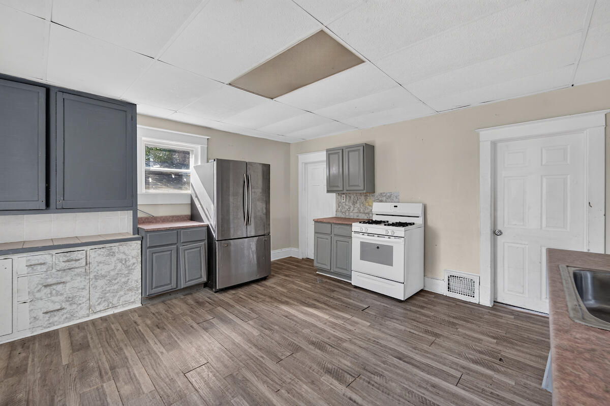 1351 Prospect St, Racine, WI 53404 — photo 3