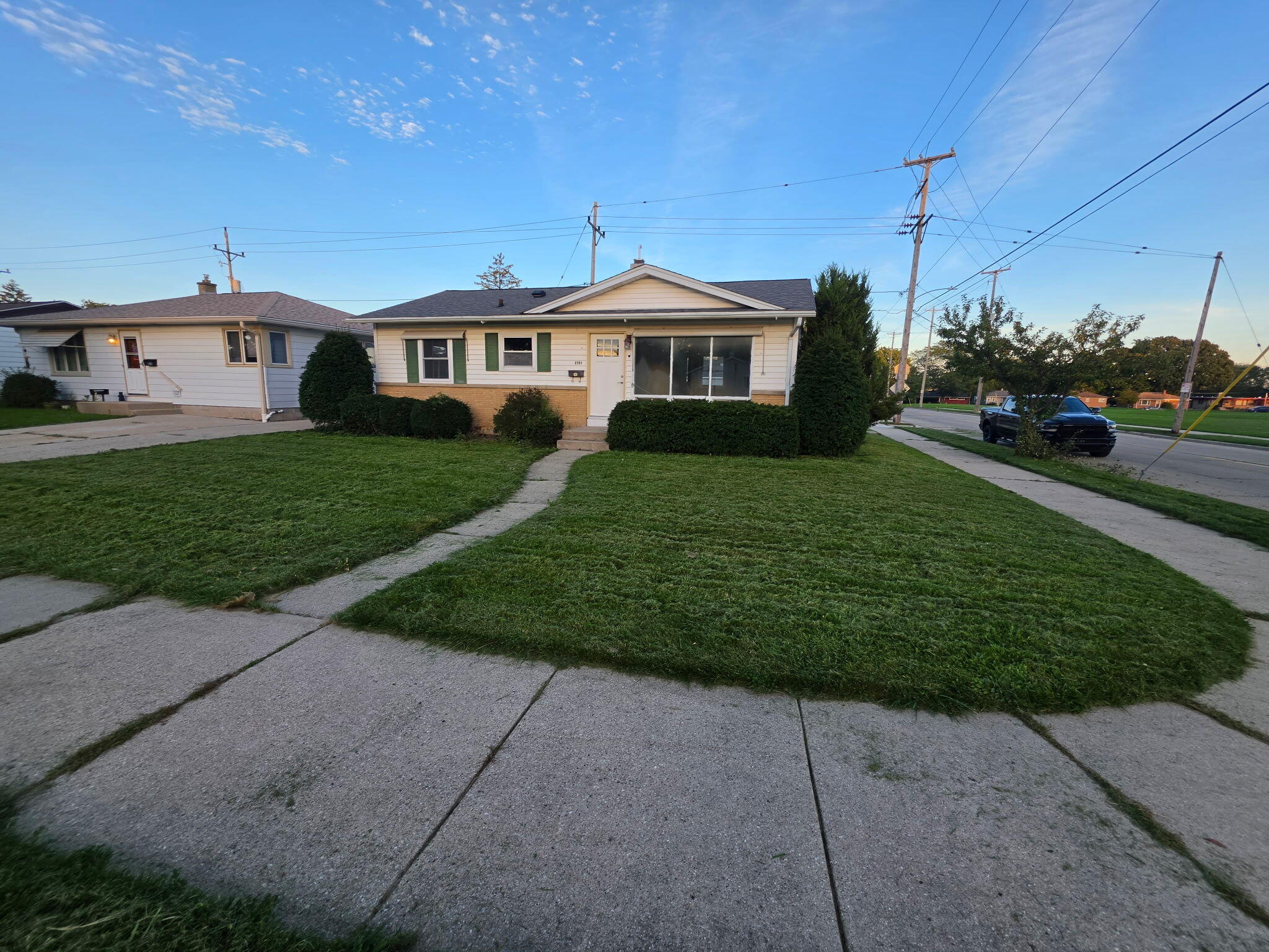 1701 Mount Pleasant St — photo