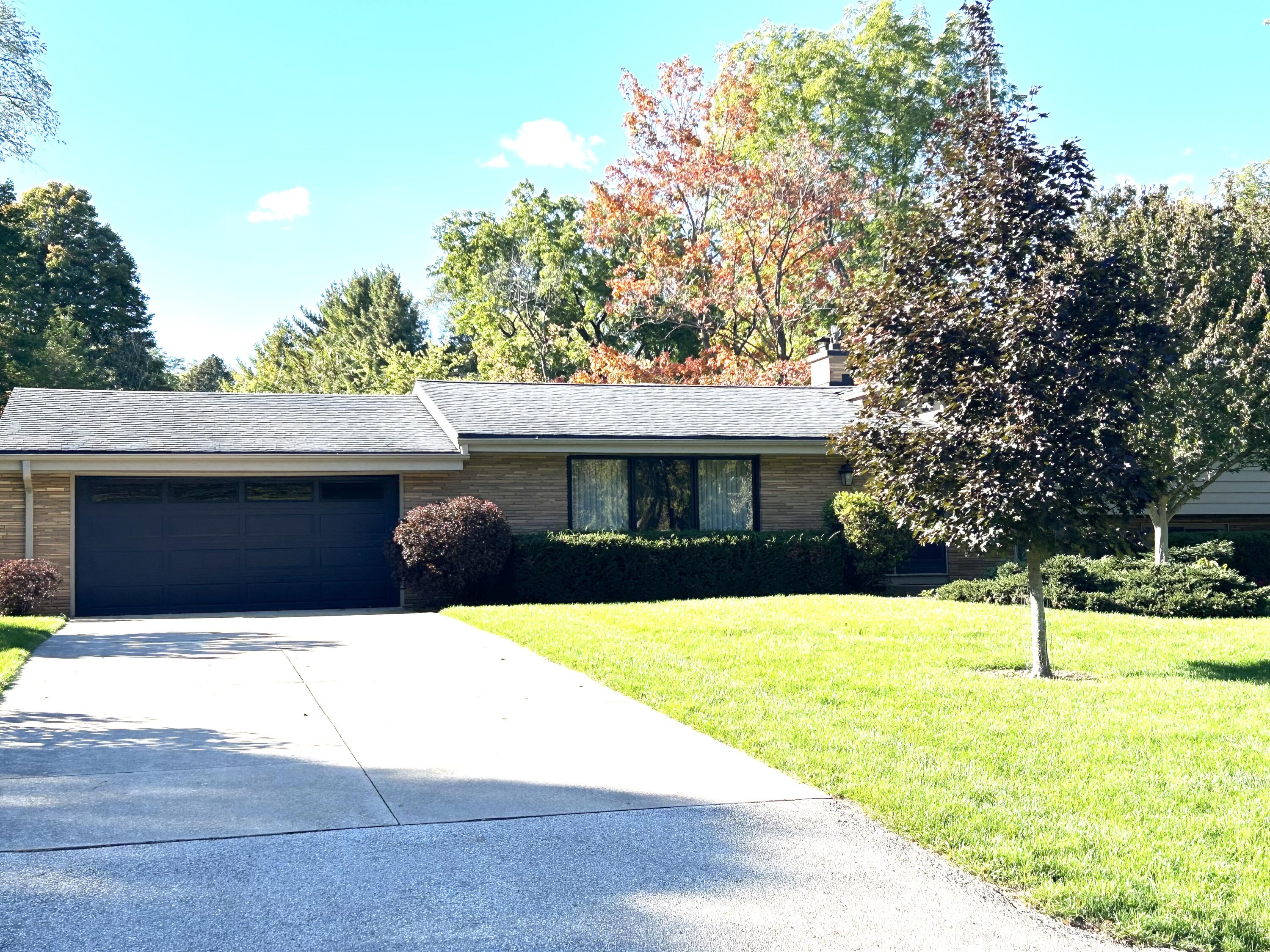 1415 Shawnee Pass — photo