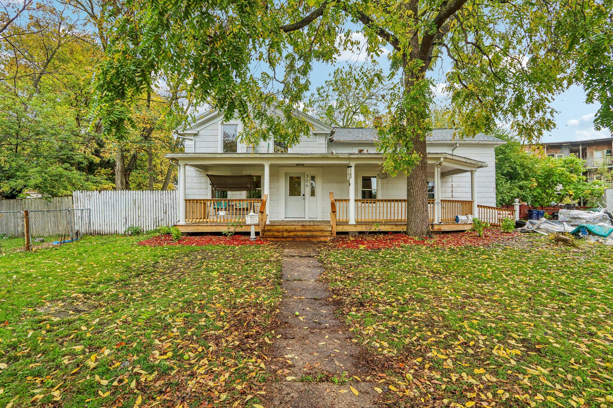 306 Milton Ave — photo