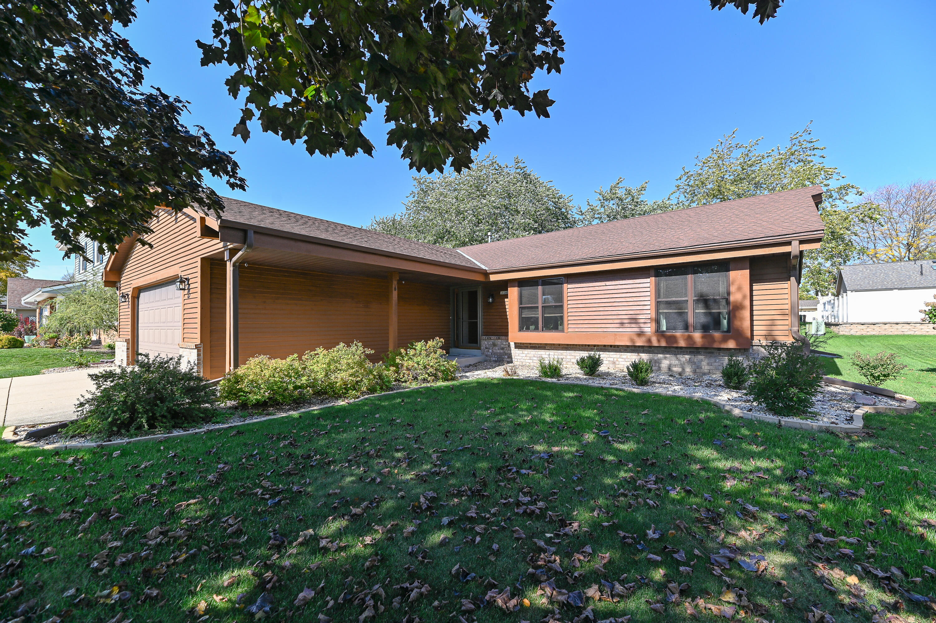 16240 W Allison Ln — photo