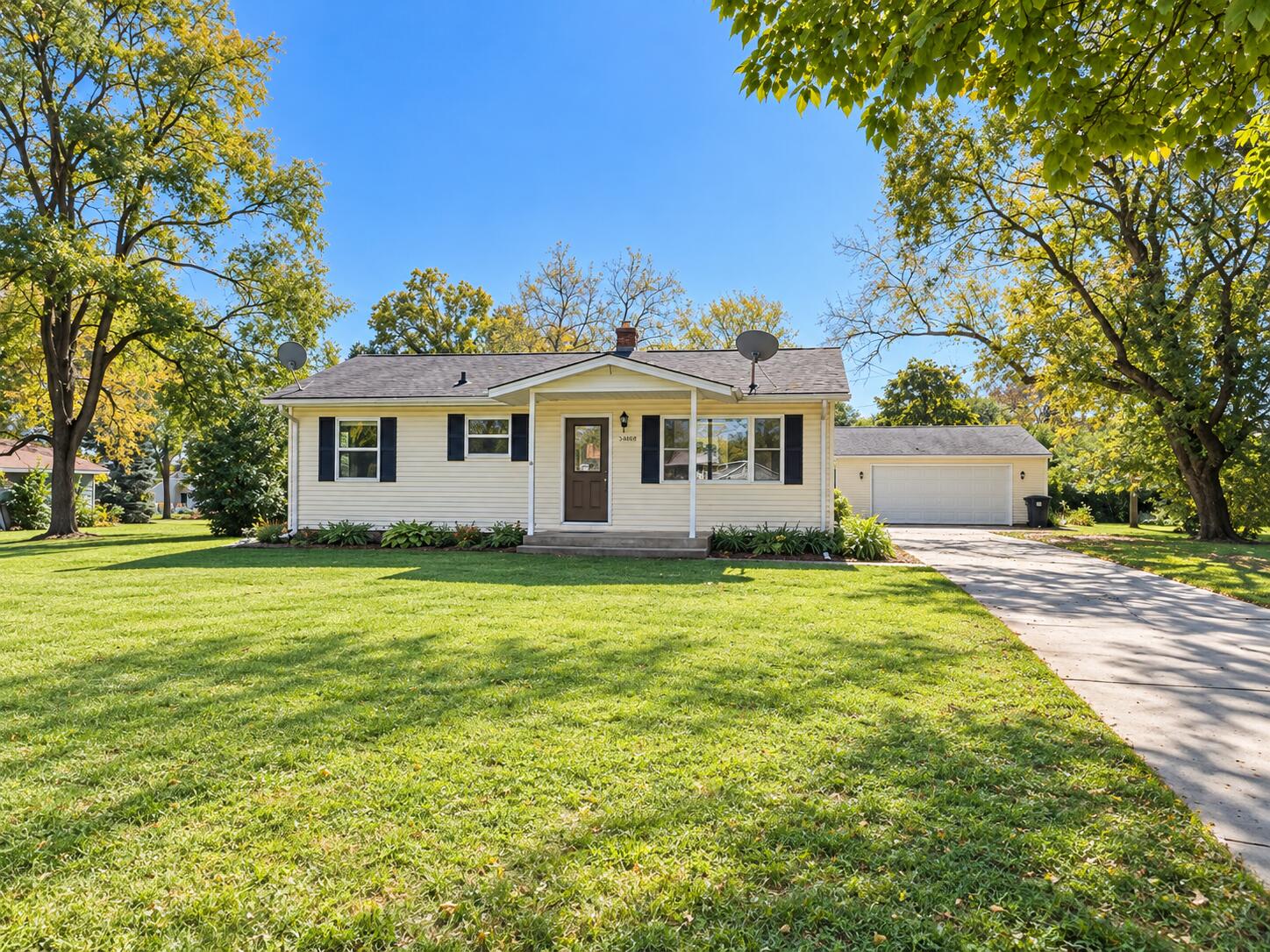 N50W14245 Ridgeway Ln — photo