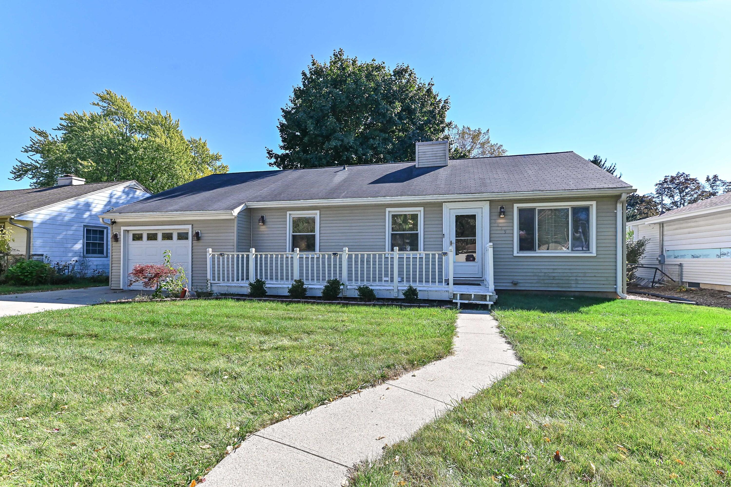 3419 W Parnell Ave — photo