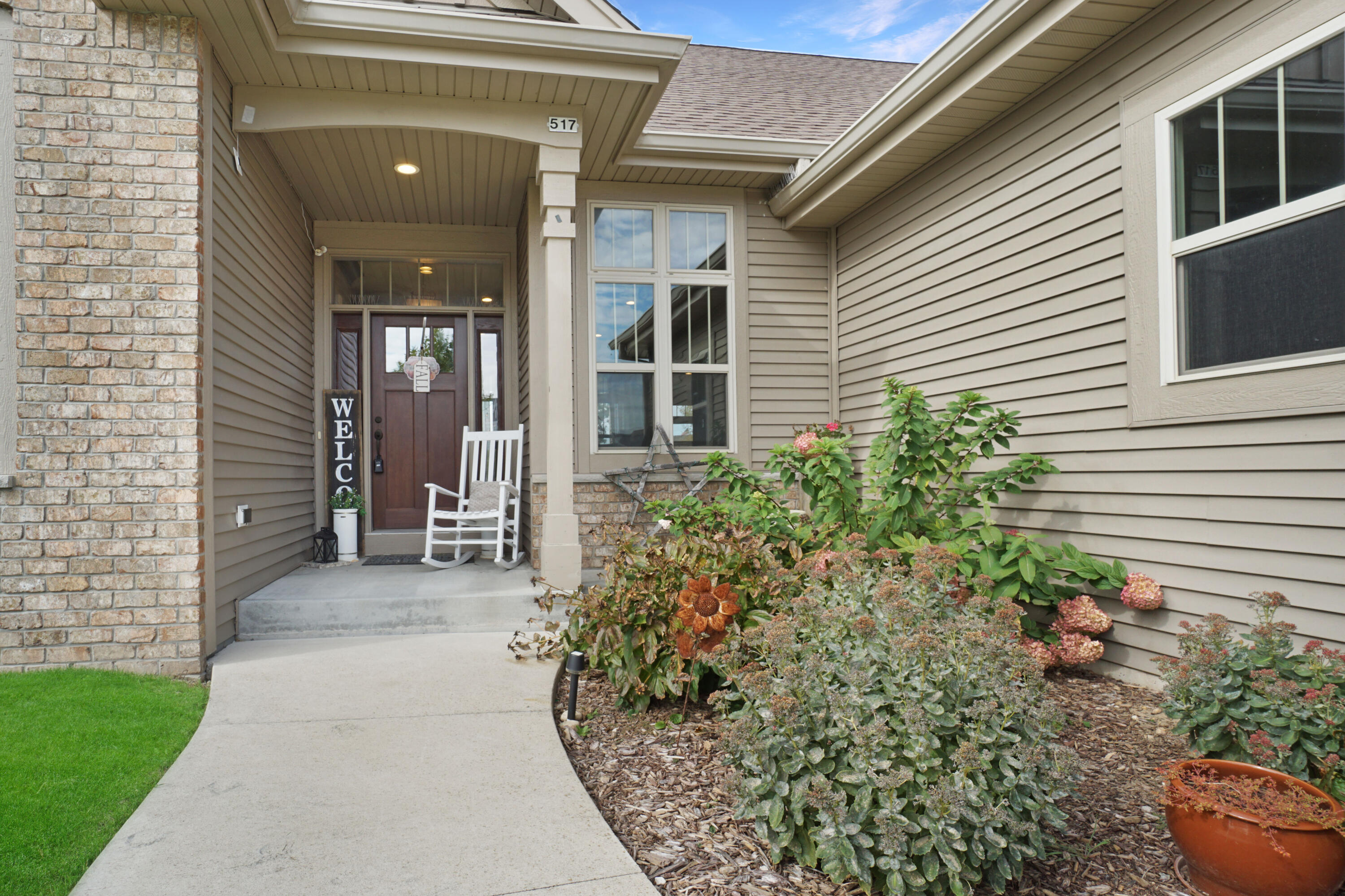 517 Spur Rd, Slinger, WI 53086 — photo 2