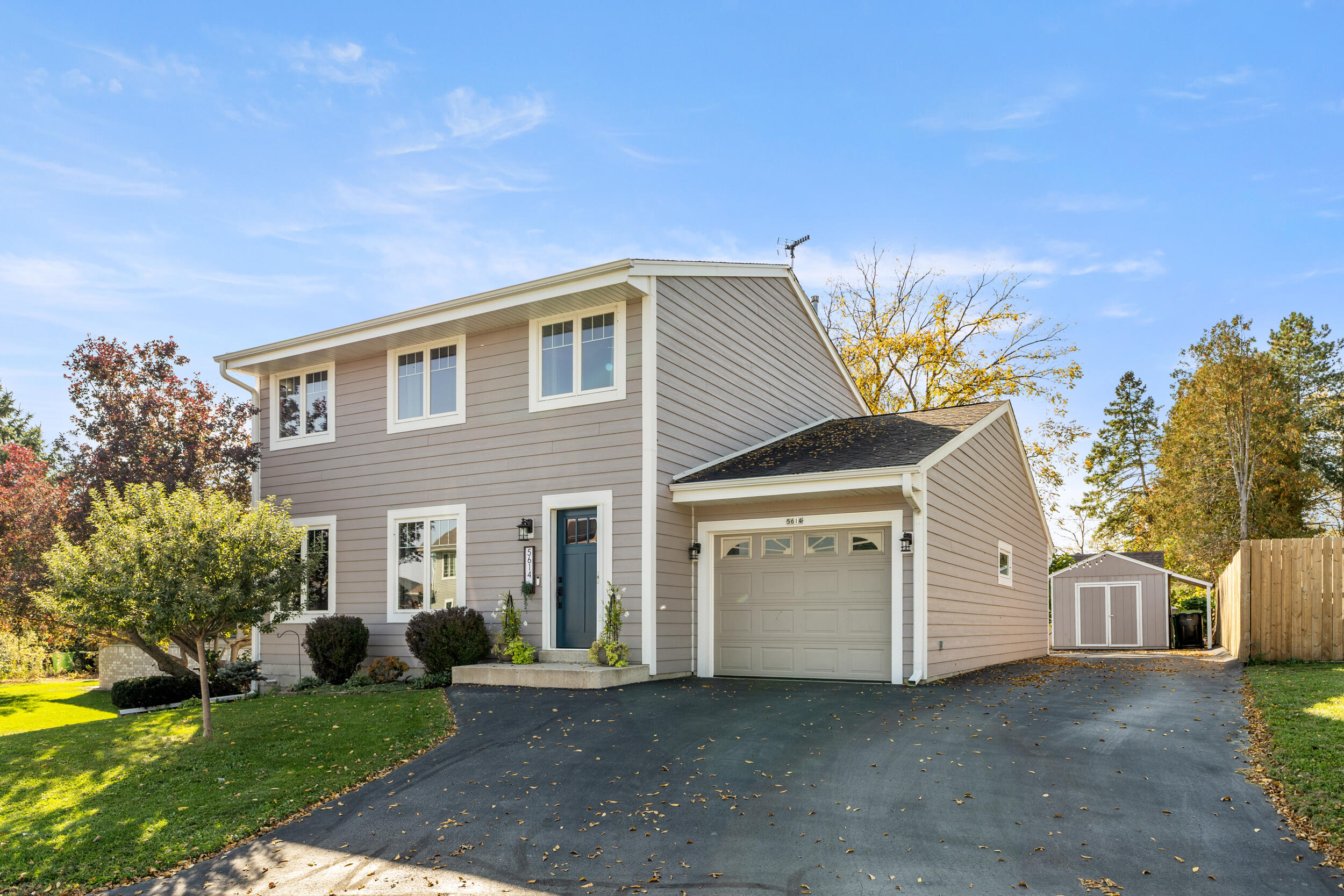 5614 E Peninsula Dr — photo